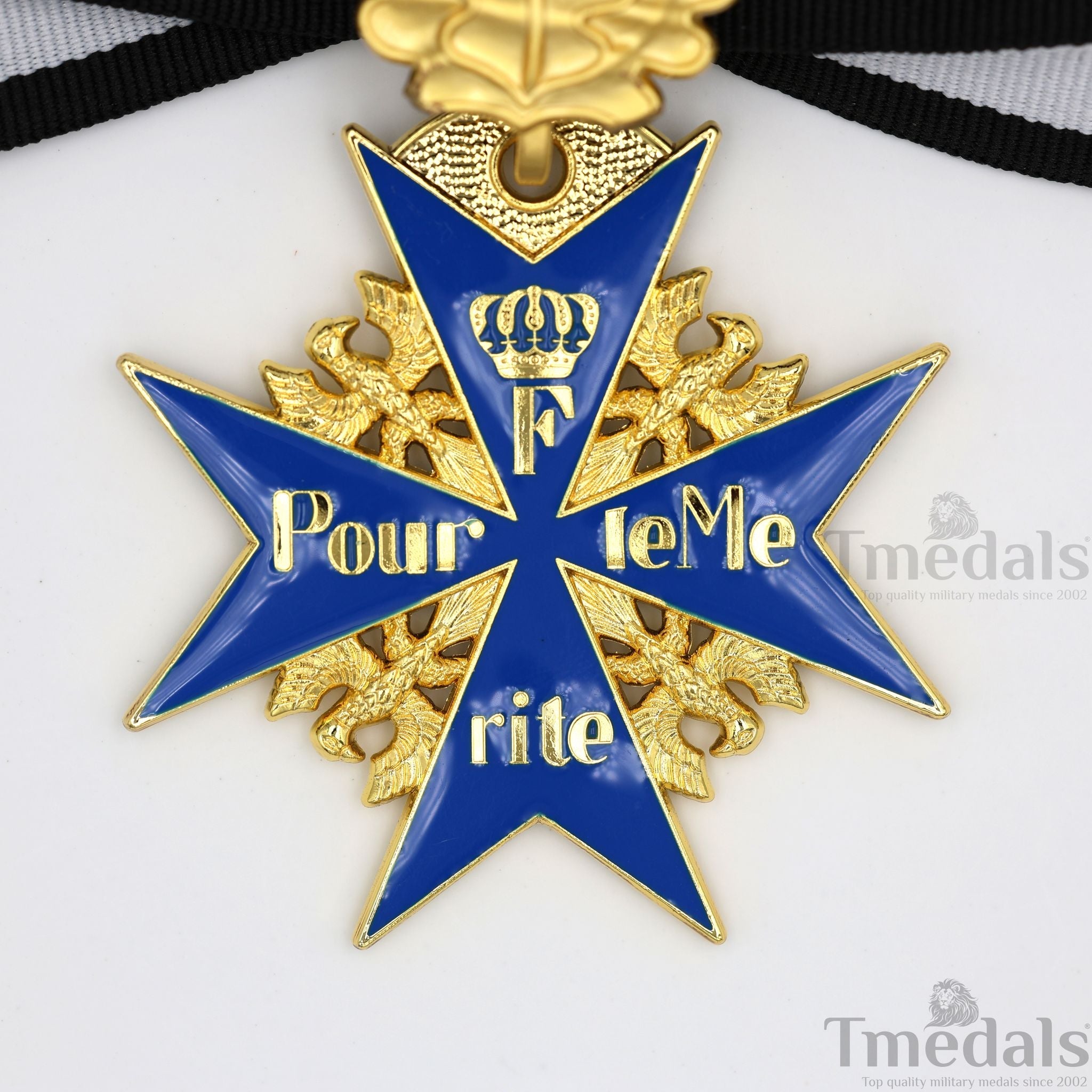 Prussian Mwwi German Pour le Mérite Blue Max Medal with Oak Leaves – Versionedal WWI detail view 4