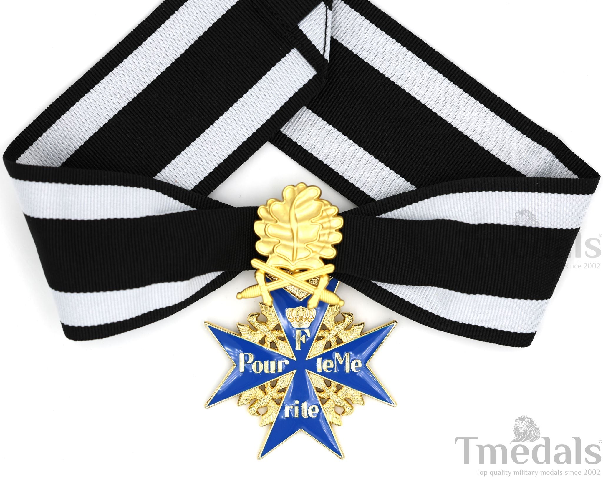 Prussian Mwwi German Pour le Mérite Blue Max Medal with Oak Leaves – Versionedal WWI detail view 3