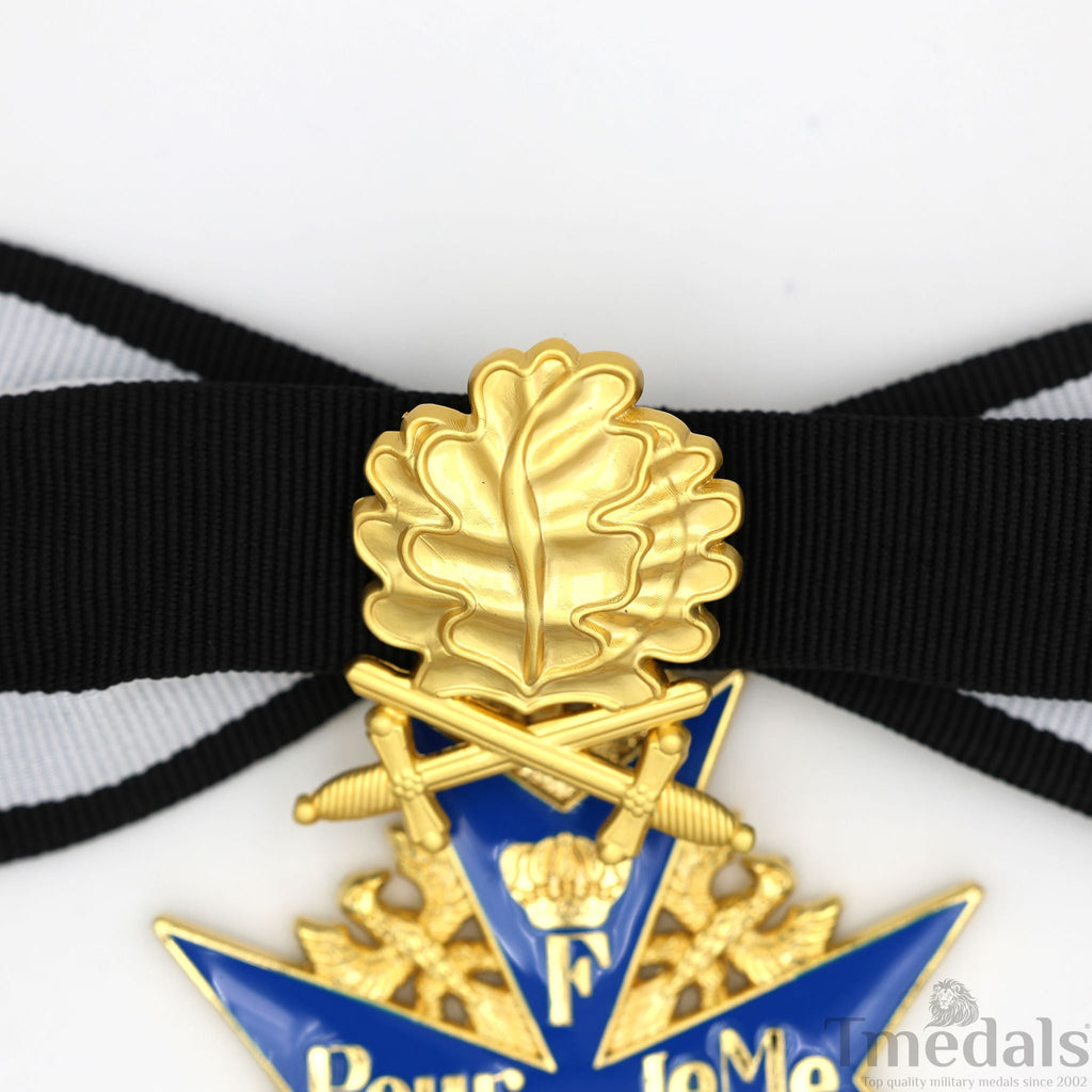 Prussian Mwwi German Pour le Mérite Blue Max Medal with Oak Leaves – Versionedal WWI detail view 11