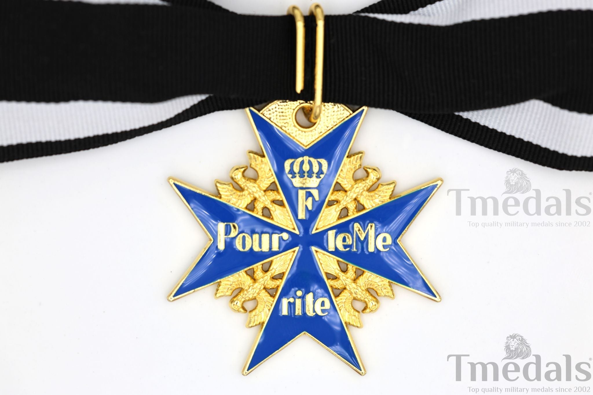 Pour le Mérite Blue Max Neck Badge with Ribbon – Prussian Medal WWI detail view 4