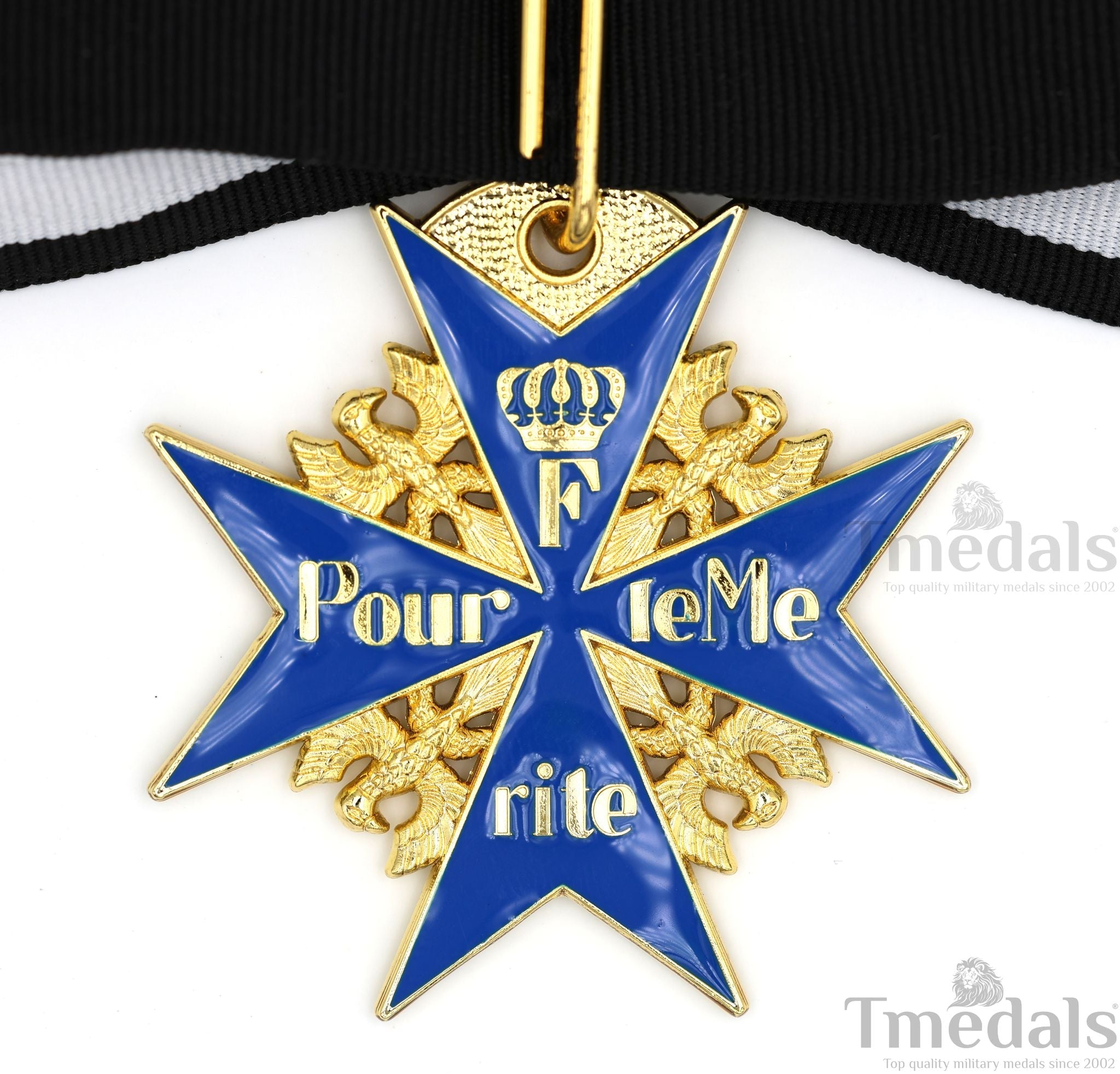Pour le Mérite Blue Max Neck Badge with Ribbon – Prussian Medal WWI detail view 9