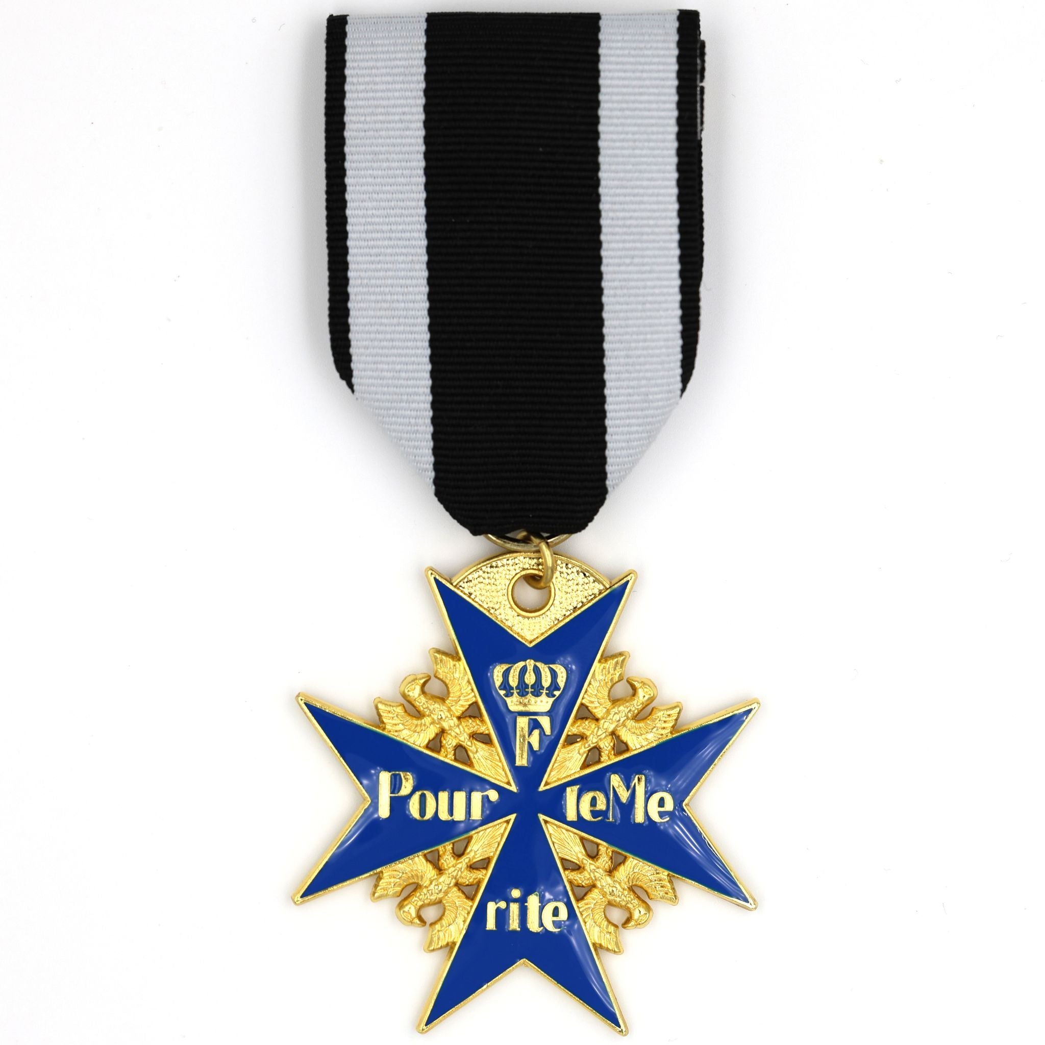 Prussian Pour le Mérite “Blue Max” WWI Medal with Ribbon detail view 2