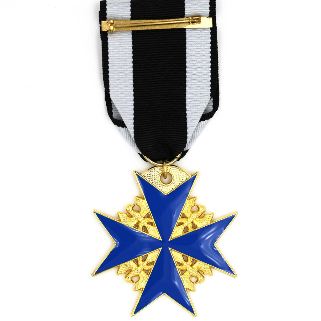 Prussian Pour le Mérite “Blue Max” WWI Medal with Ribbon detail view 3