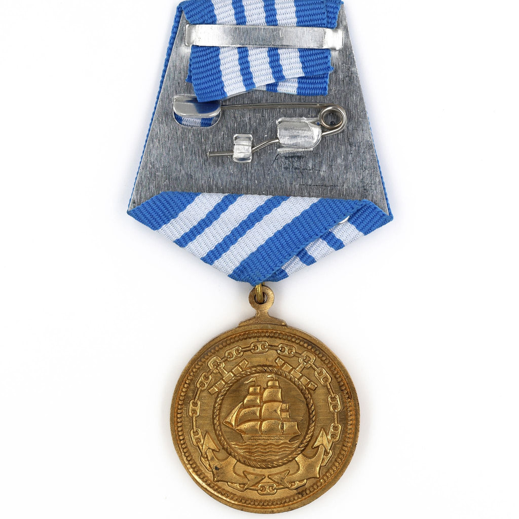 Admiral Nakhimov Medal Soviet Navy Award detail view 3