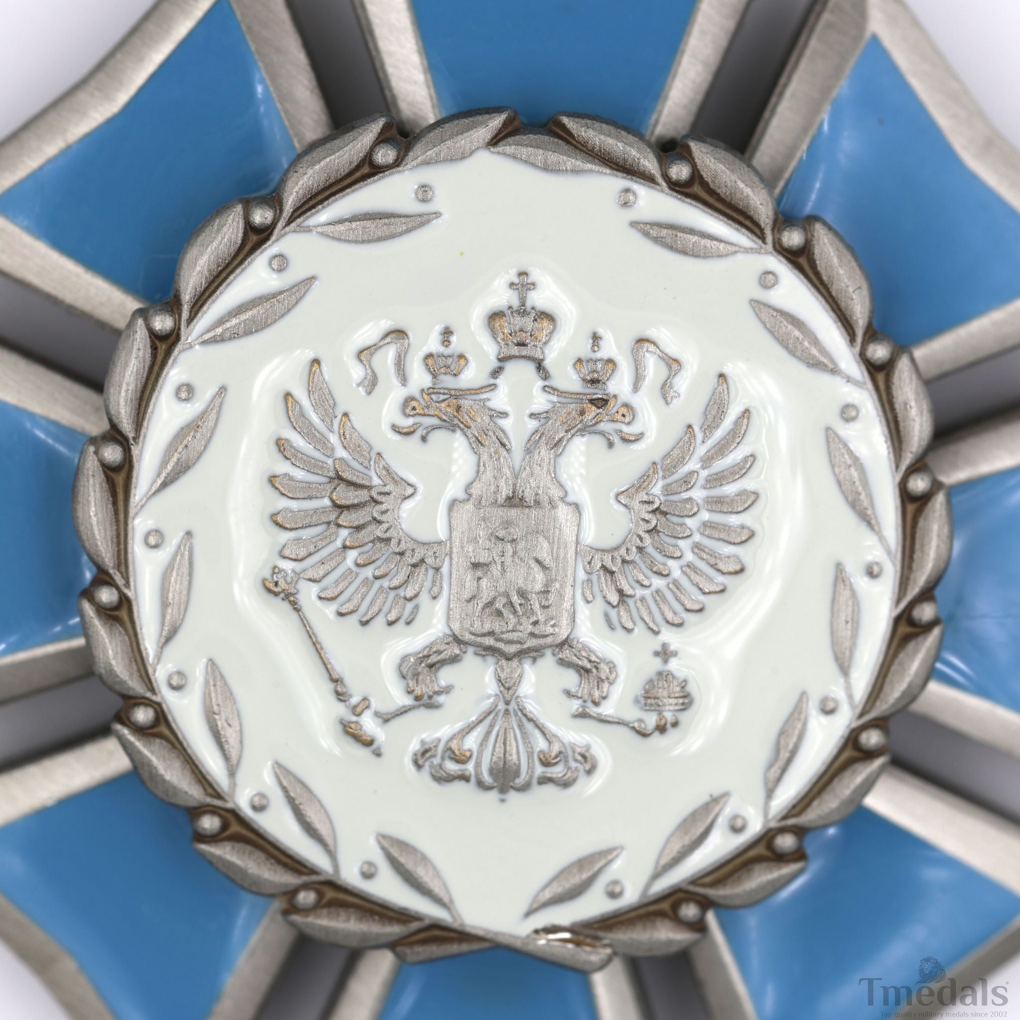 Russia – Order of Honour Medal Badge detail view 9