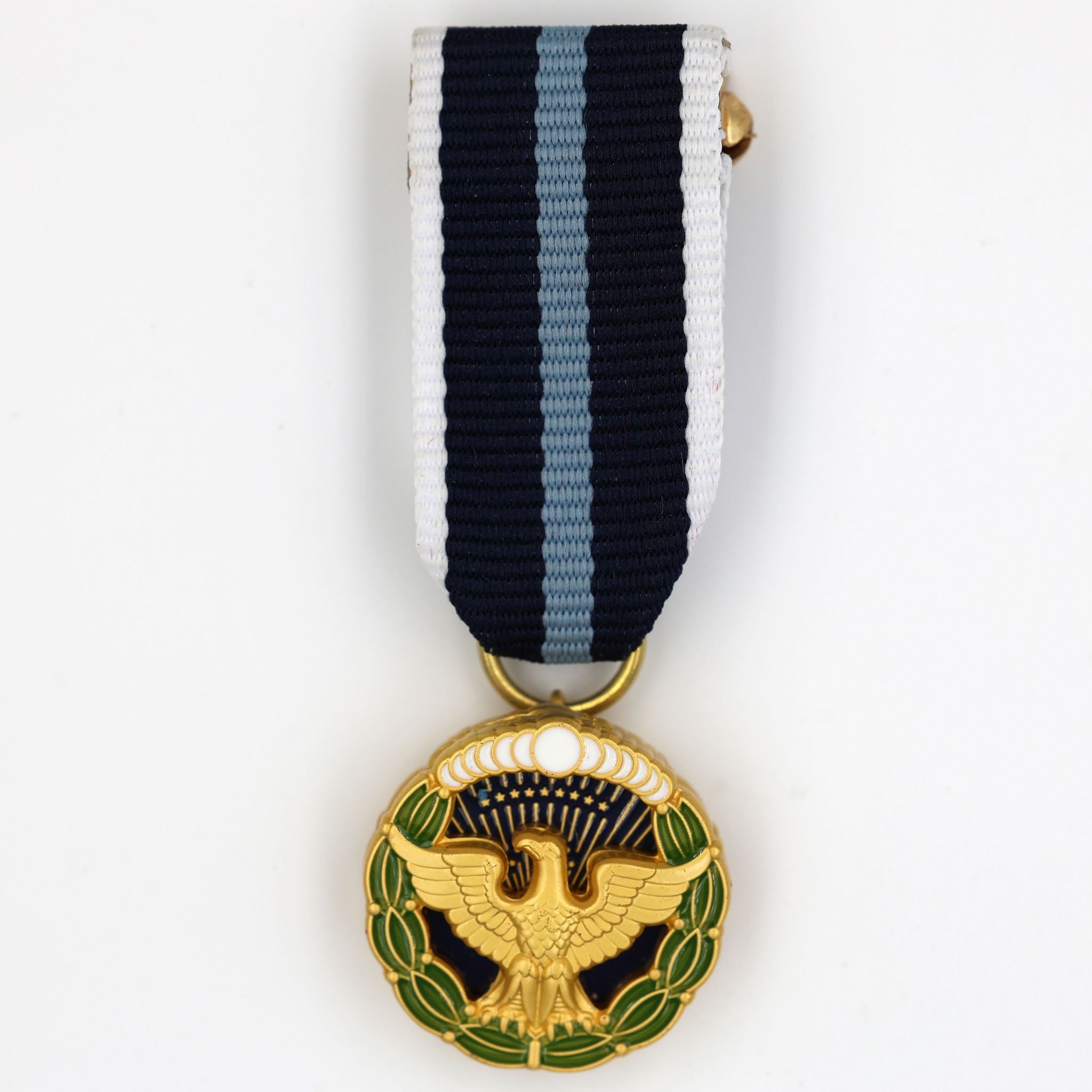 Miniature U.S. Presidential Citizens Medal second-highest civilian award detail view 8