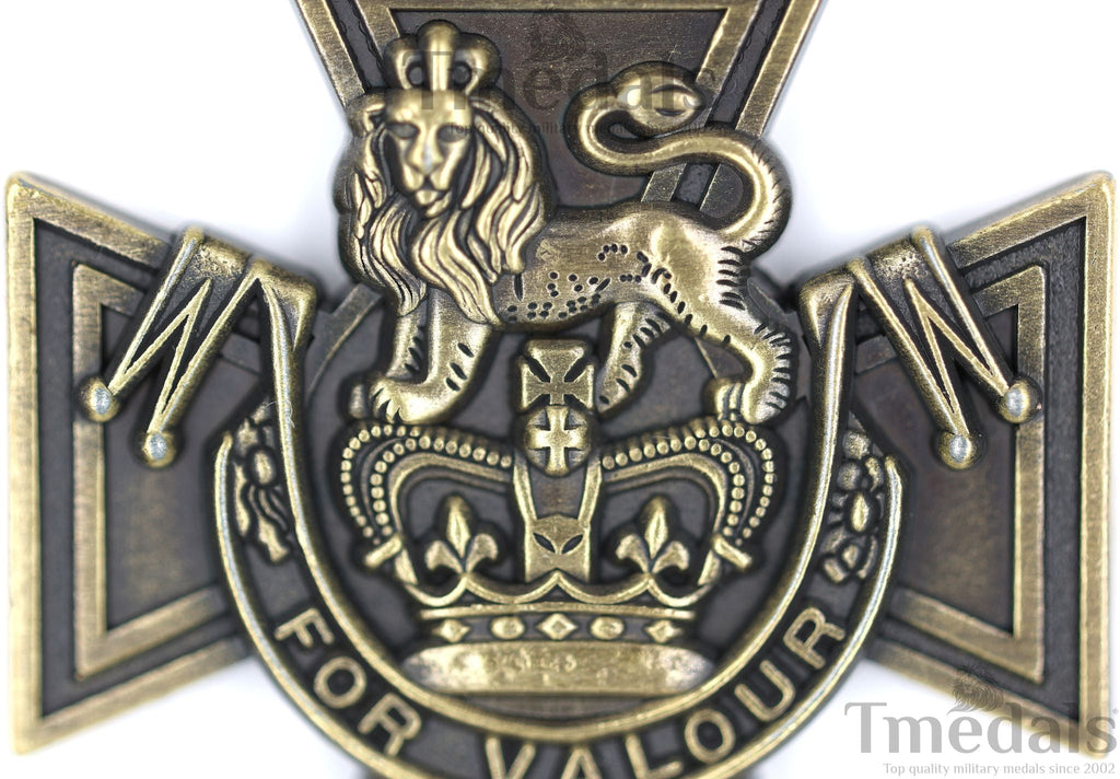 British Victoria Cross Medal with Ribbon – Historical UK detail view 6