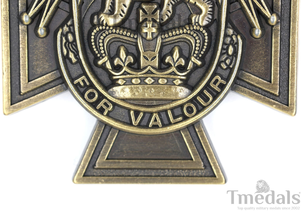 British Victoria Cross Medal with Ribbon – Historical UK detail view 7