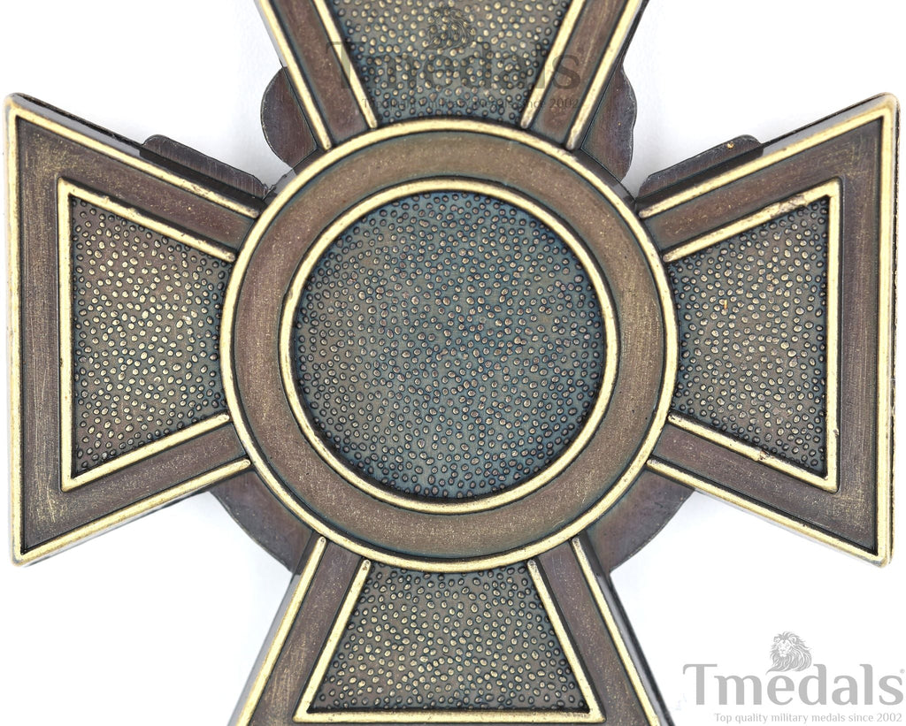 British Victoria Cross Medal with Ribbon – Historical UK detail view 11