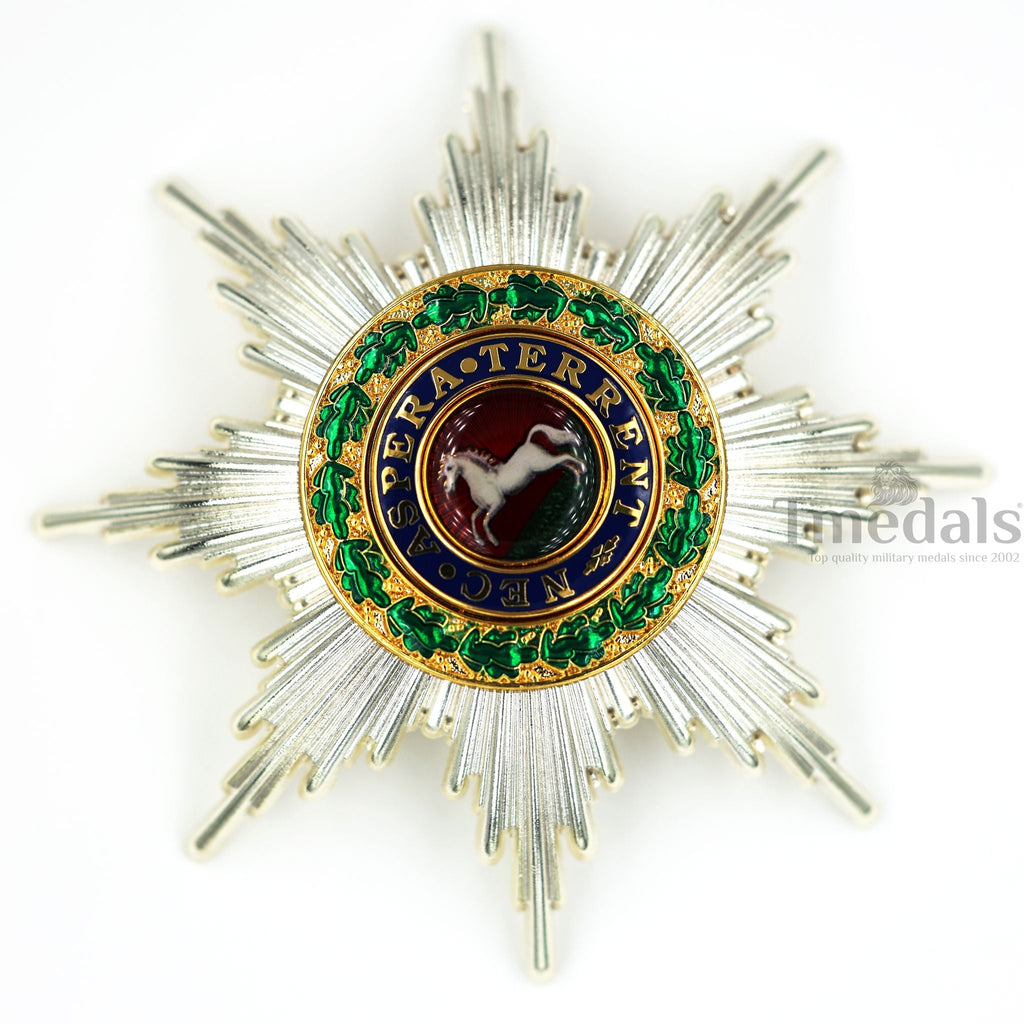 Royal Guelphic Order Breast Star detail view 9