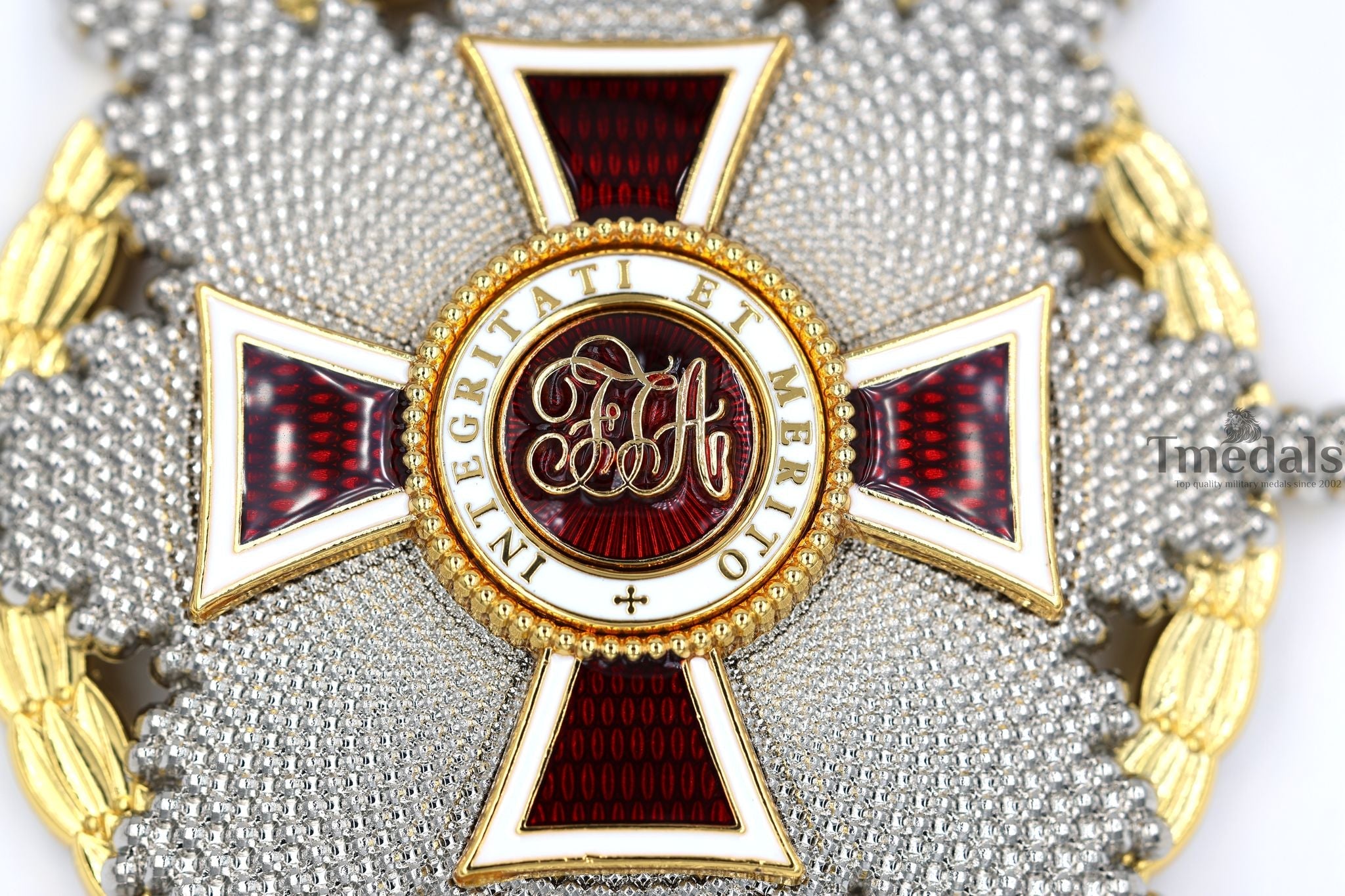 Austrian Imperial Order of Leopold Breast Star with war decoration detail view 12