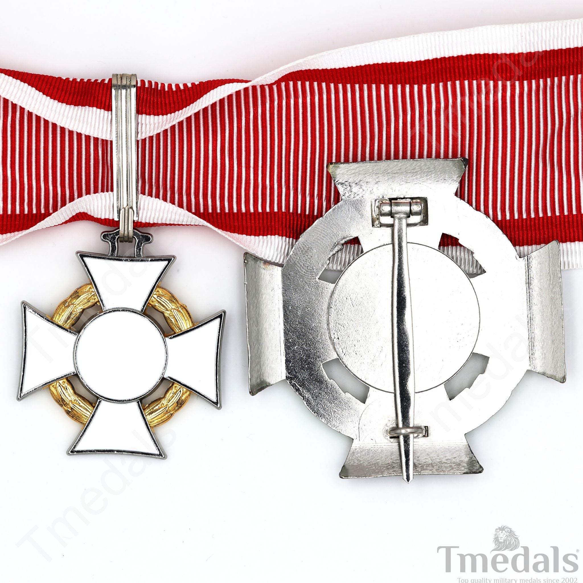 Austro-Hungarian Military Merit Cross Set – 1st Class Breast Star 2nd Class Neck detail view 2