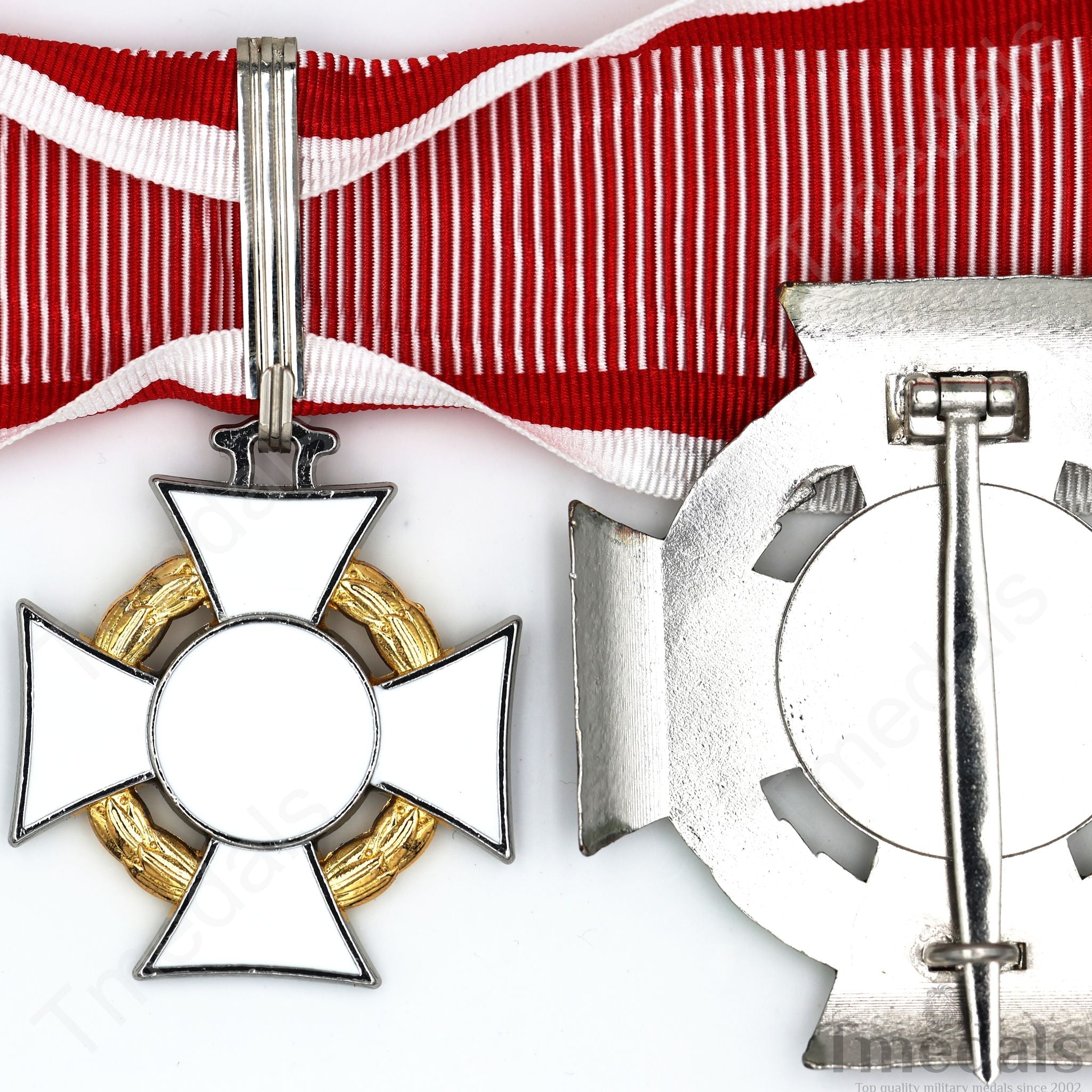 Austro-Hungarian Military Merit Cross Set – 1st Class Breast Star 2nd Class Neck detail view 8