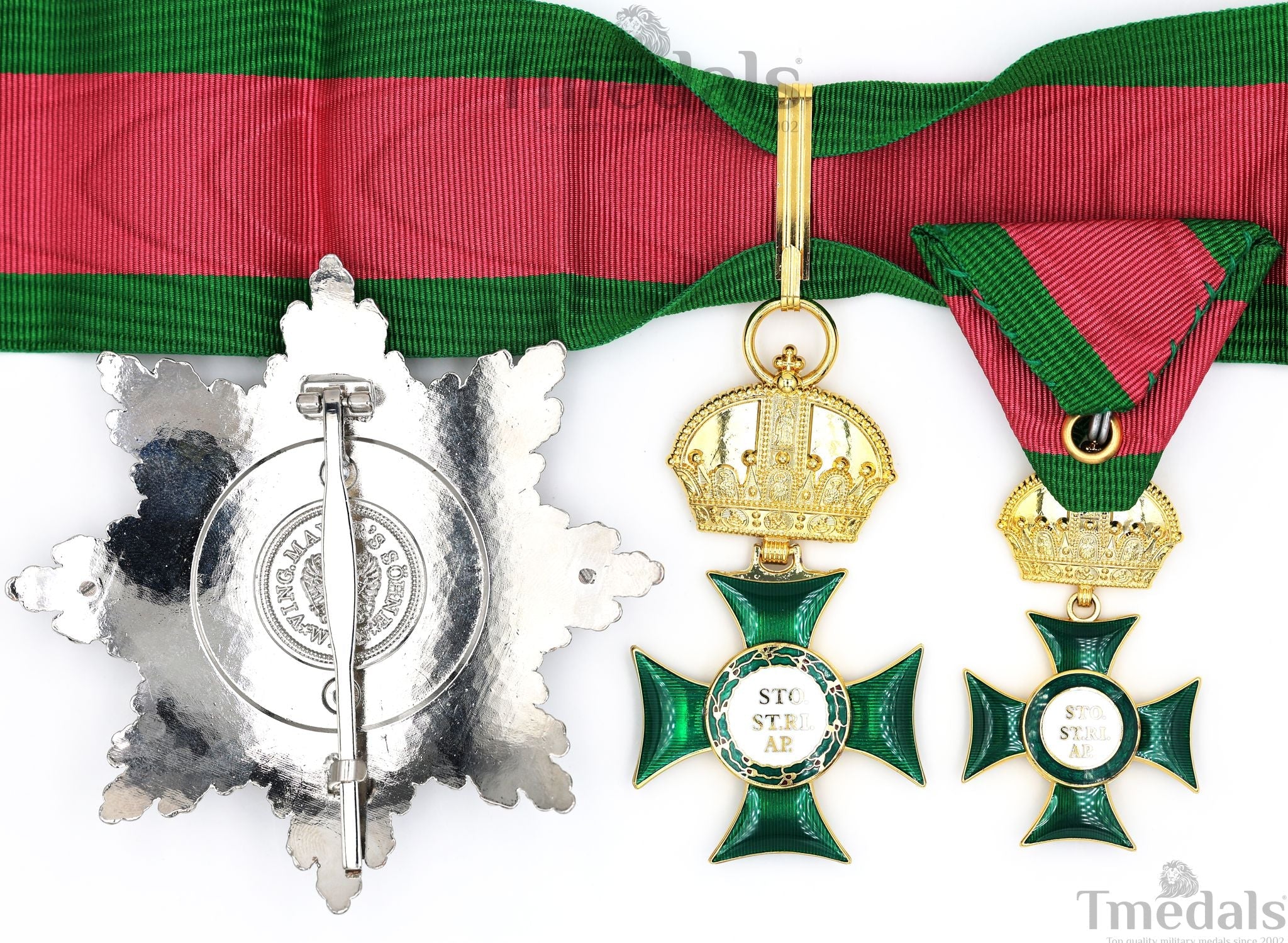 Royal Hungarian Order of Saint Stephen Medal Set – 3-Piece detail view 8