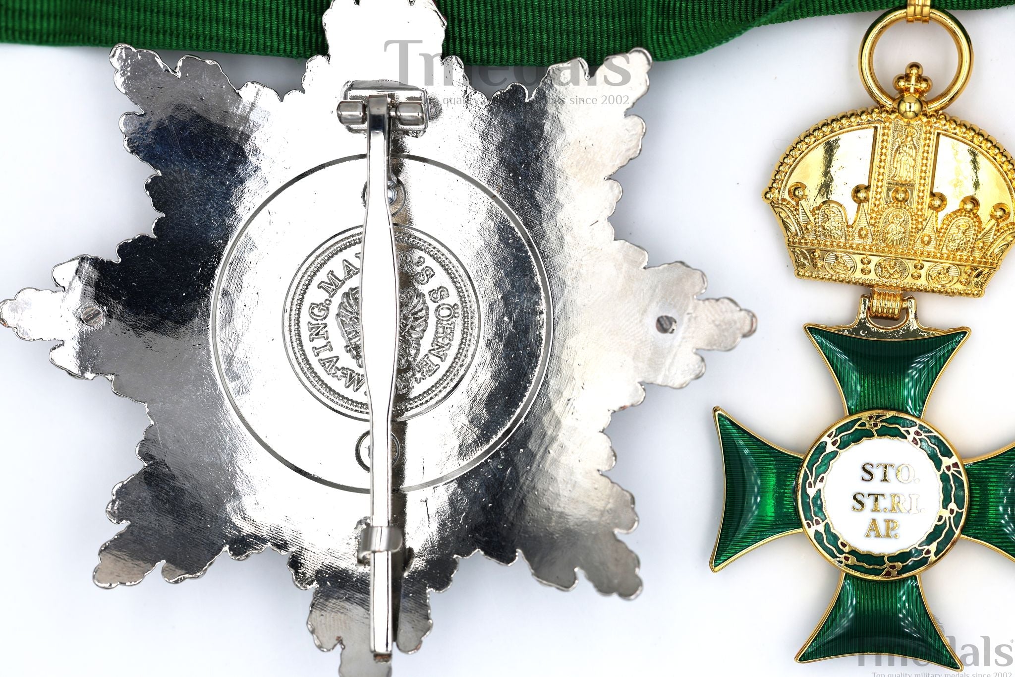 Royal Hungarian Order of Saint Stephen Medal Set – 3-Piece detail view 10