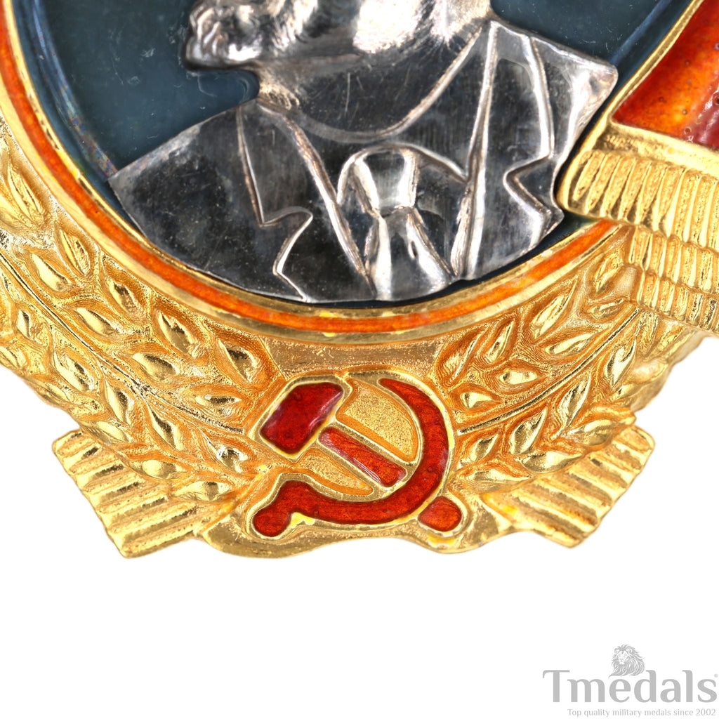 Order of Lenin Type 3 Medal – 925 Sterling Silver Gilt Gold Platinum Enamel detail view 9