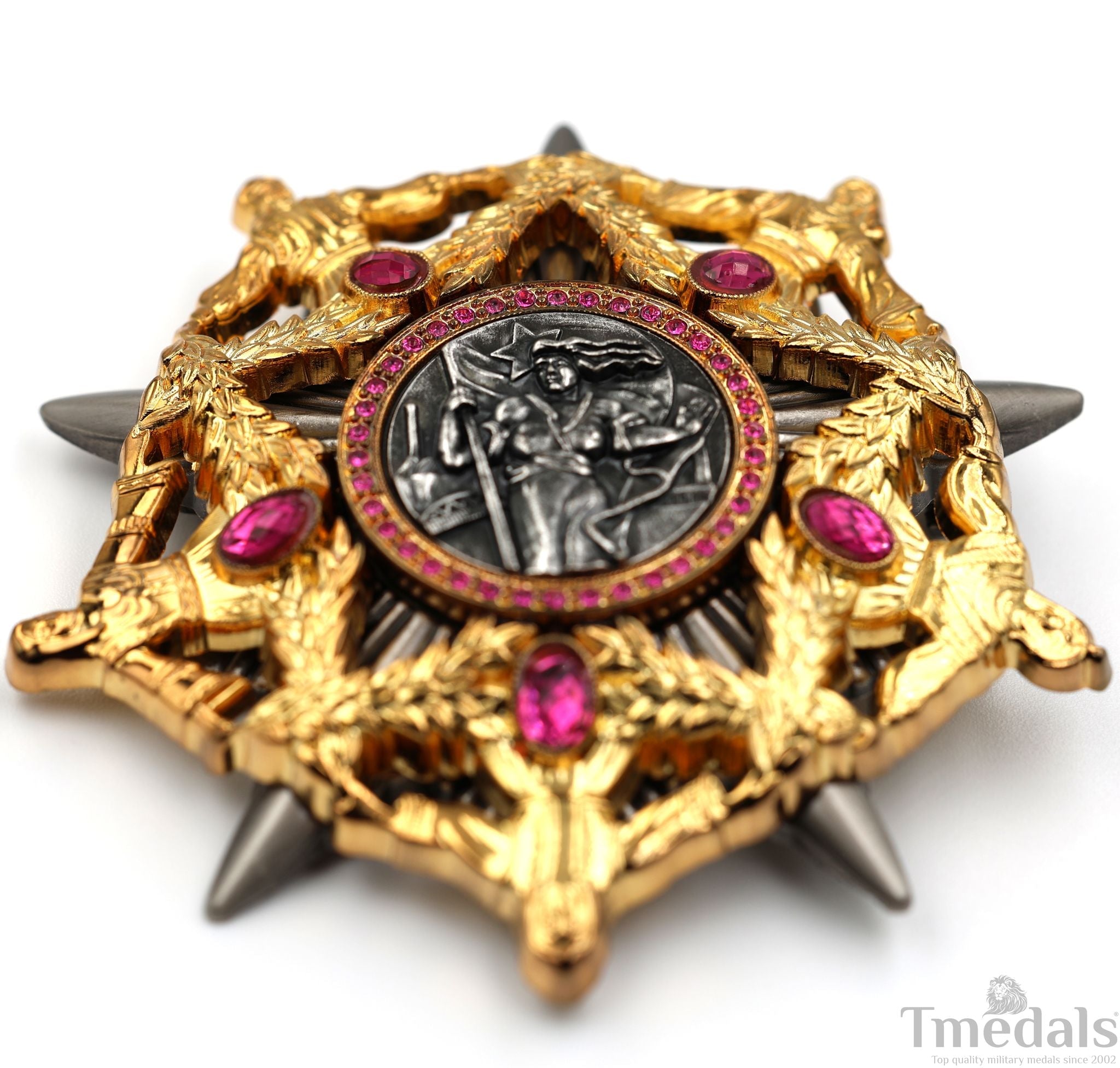 Yugoslavia – Order of the Hero of Socialist Labour – Badge detail view 4