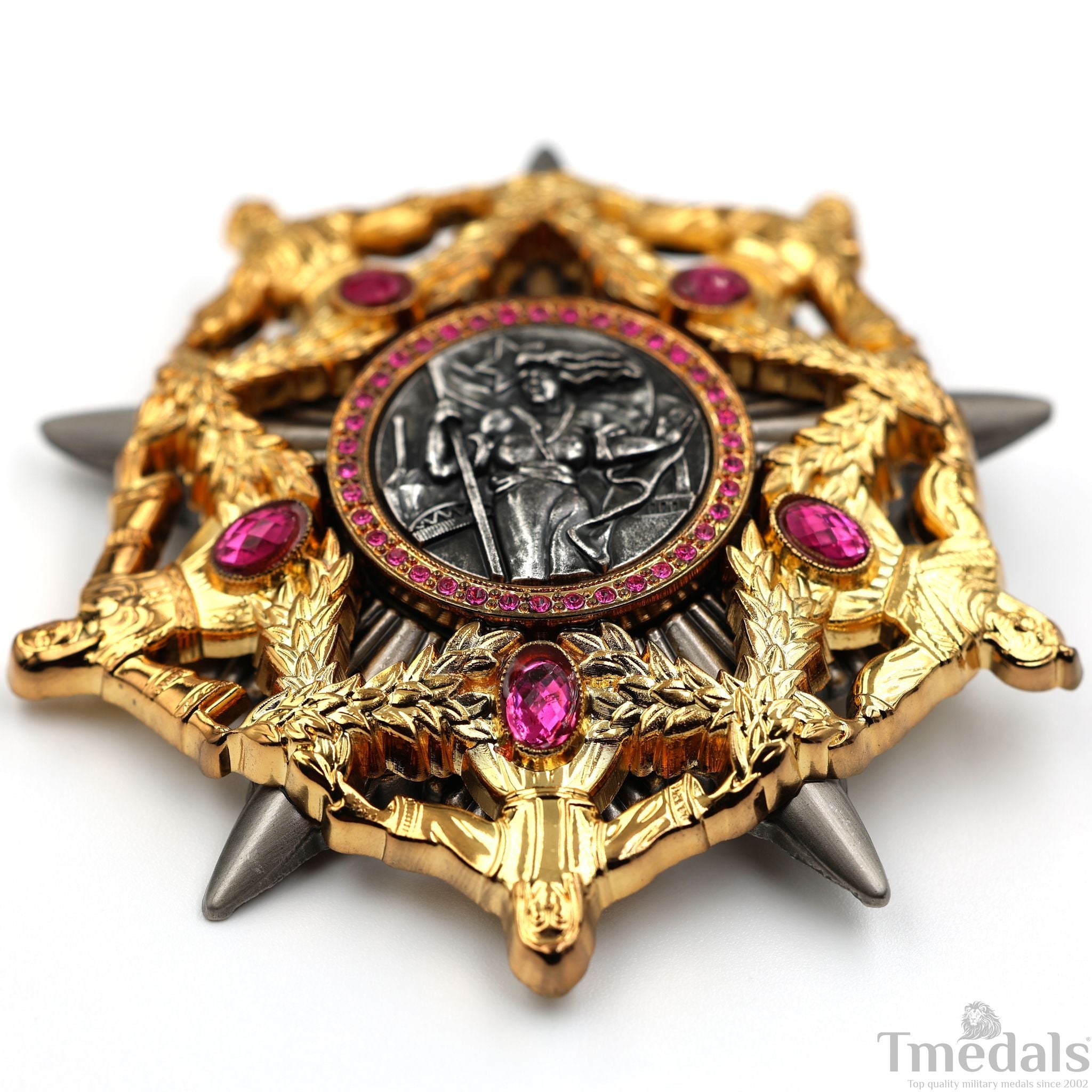 Yugoslavia – Order of the Hero of Socialist Labour – Badge detail view 13