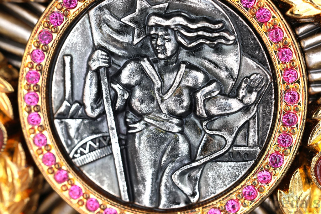 Yugoslavia – Order of the Hero of Socialist Labour – Badge detail view 14