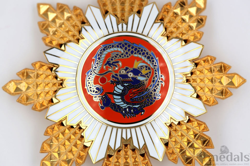 Republic of China Qing Dynasty Order of the blue dragon 青龍勛章 Brest Star detail view 15
