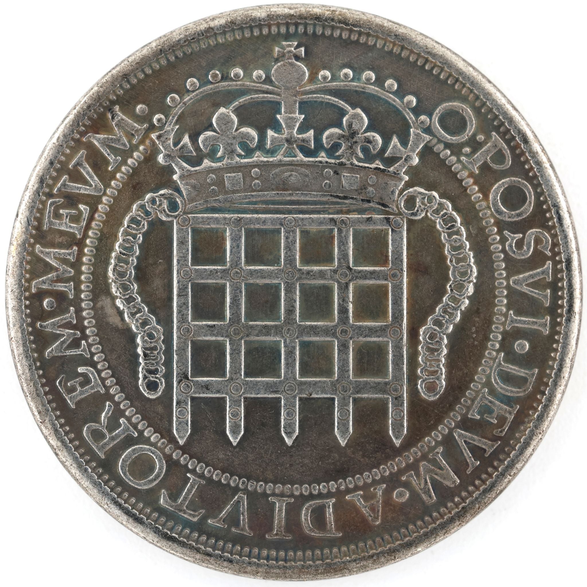 UK Queen Victoria Gothic Crown Souvenir Token Medal British Collectible reproduction