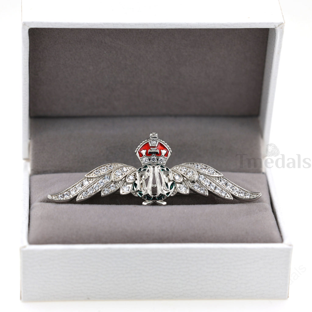 Cased UK RAF Pilot Wings Brooch Silver-Tone, Glass Rhinestones & Enamel detail view 11