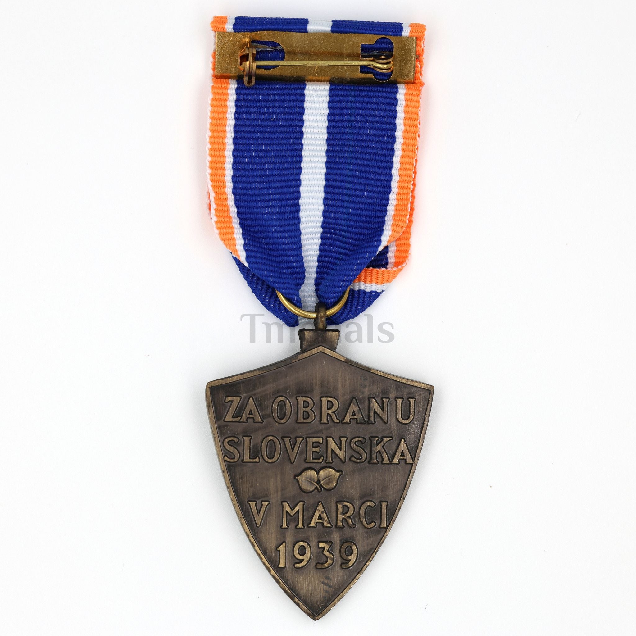 1939 Defence of Slovakia Commemorative Medal with Ribbon detail view 2