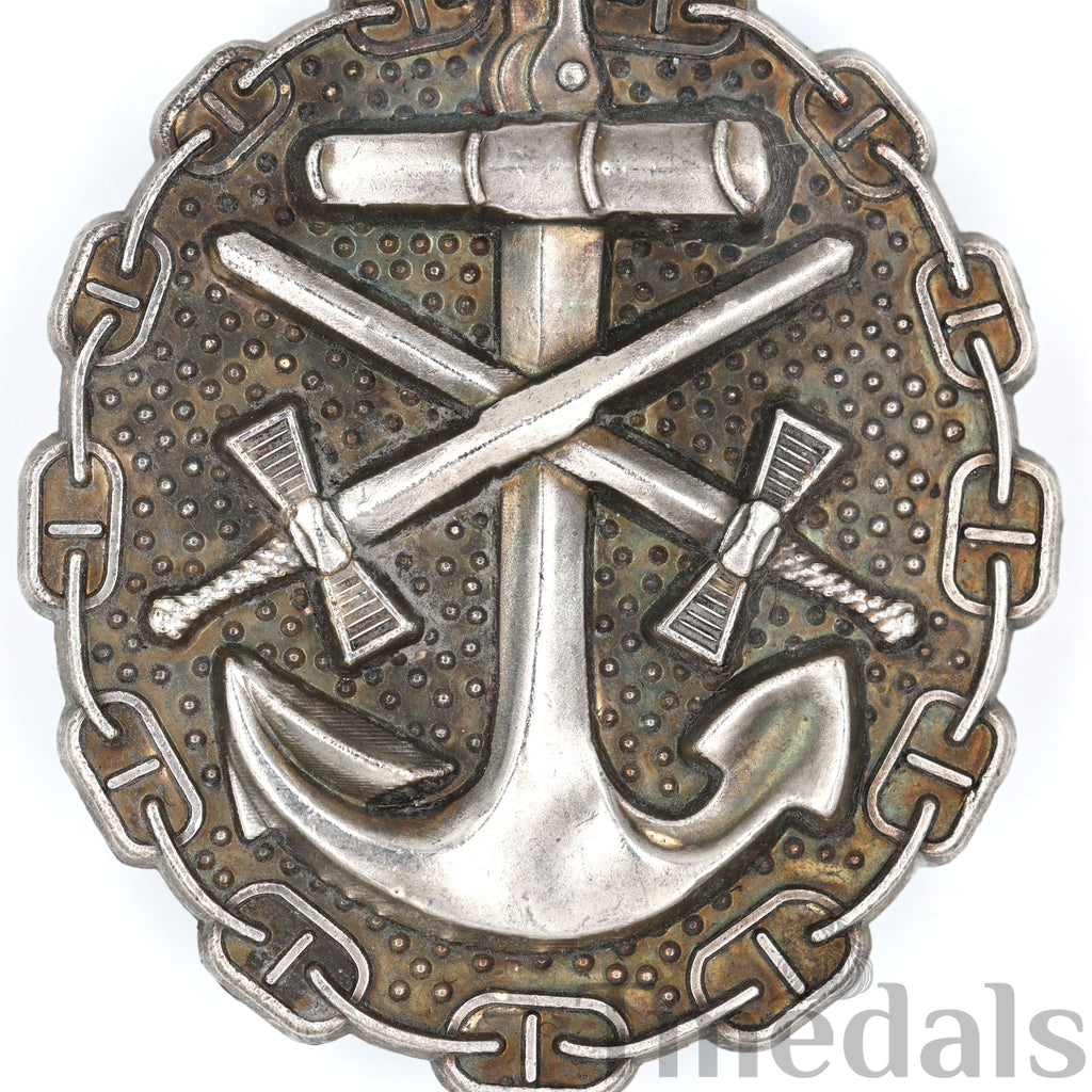 WWI Imperial German Naval Wound Badge 1918 Silver Grade Anchor Chain Pin detail view 3