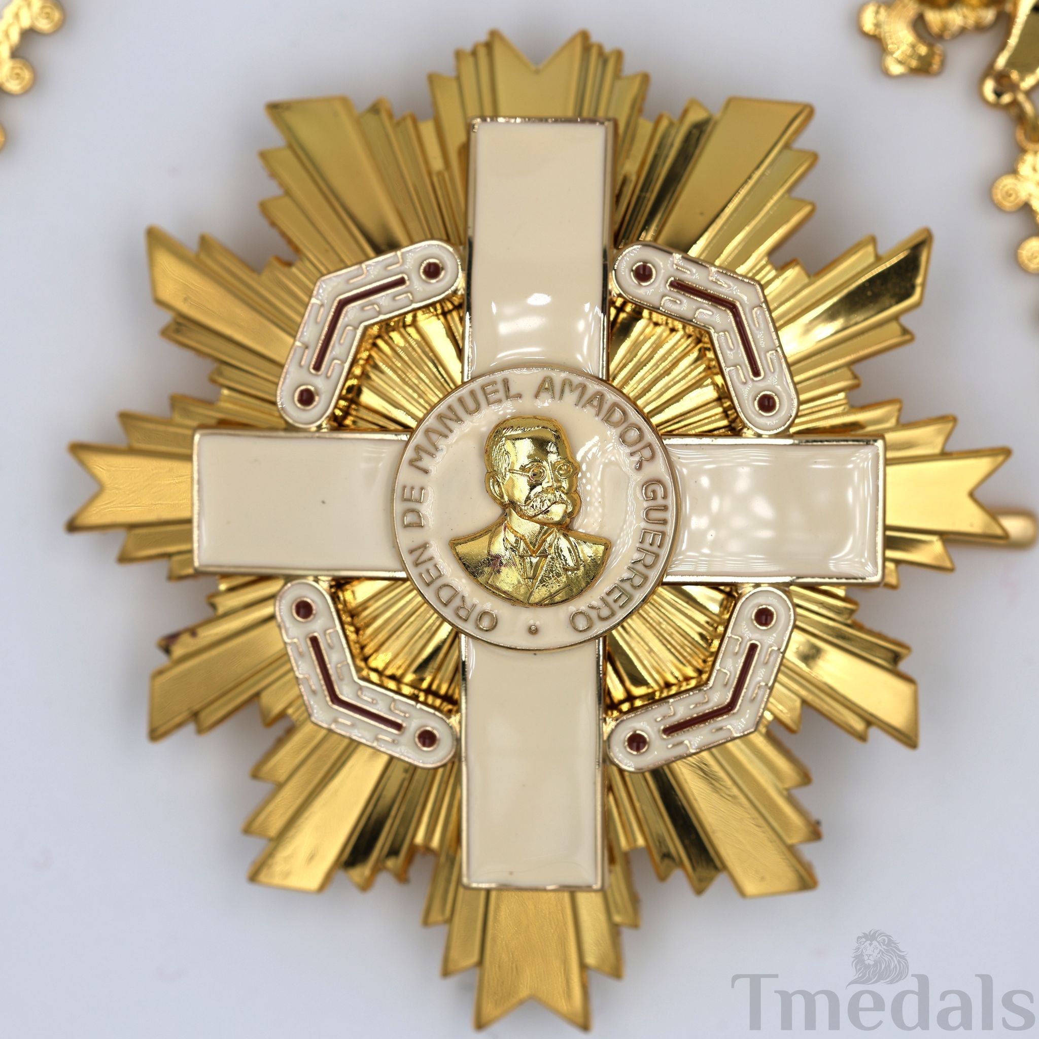 Panama Order of Manuel Amador Guerrero – Original Grand Cross Collar, Star & Badge detail view 5