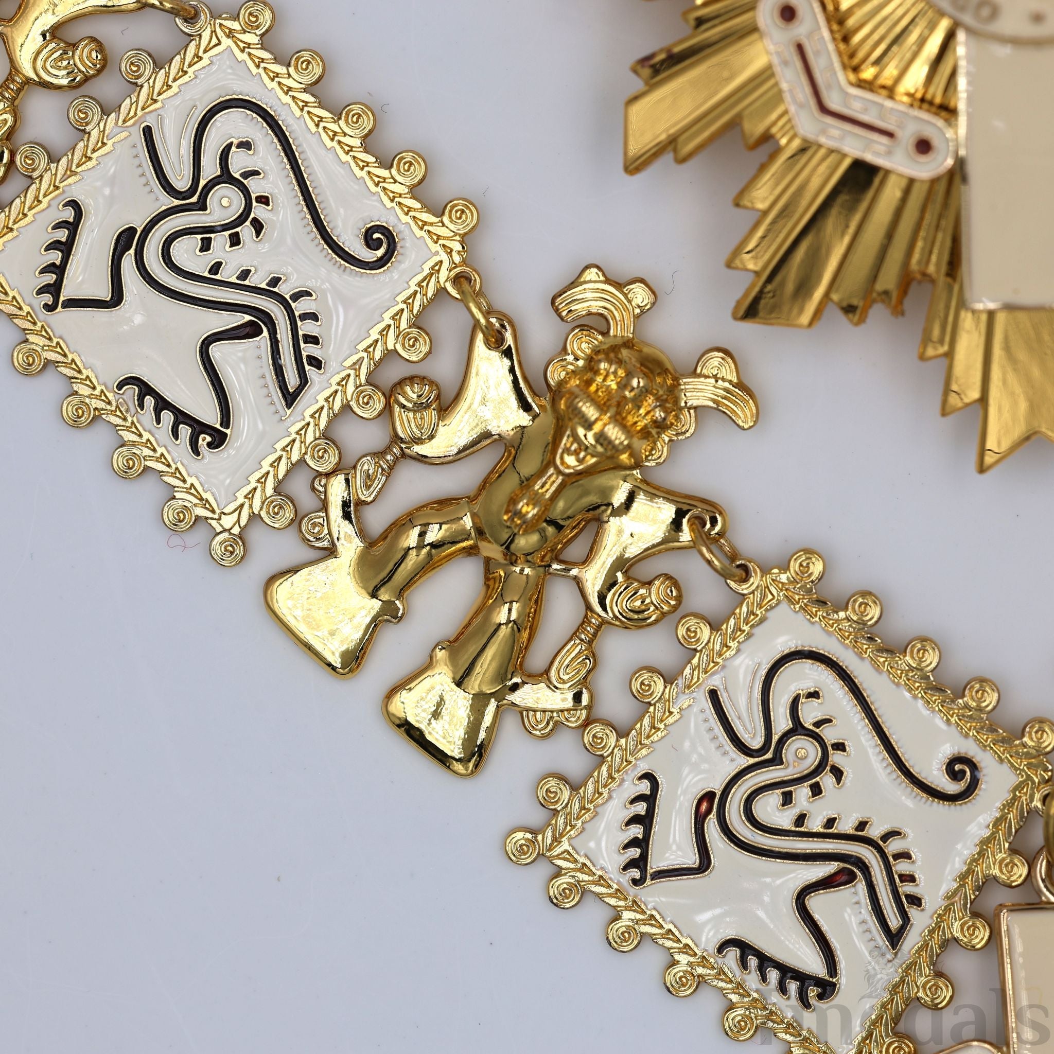 Panama Order of Manuel Amador Guerrero – Original Grand Cross Collar, Star & Badge detail view 10