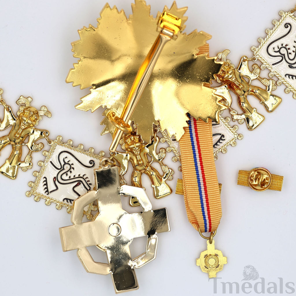 Panama Order of Manuel Amador Guerrero – Original Grand Cross Collar, Star & Badge detail view 12