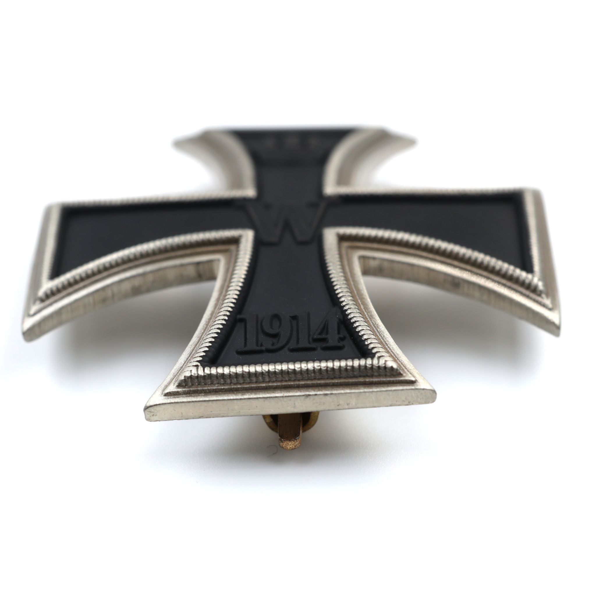 German WWI Iron Cross 1st Class 1914 – Vaulted Solid Brass Pin-Back detail view 8