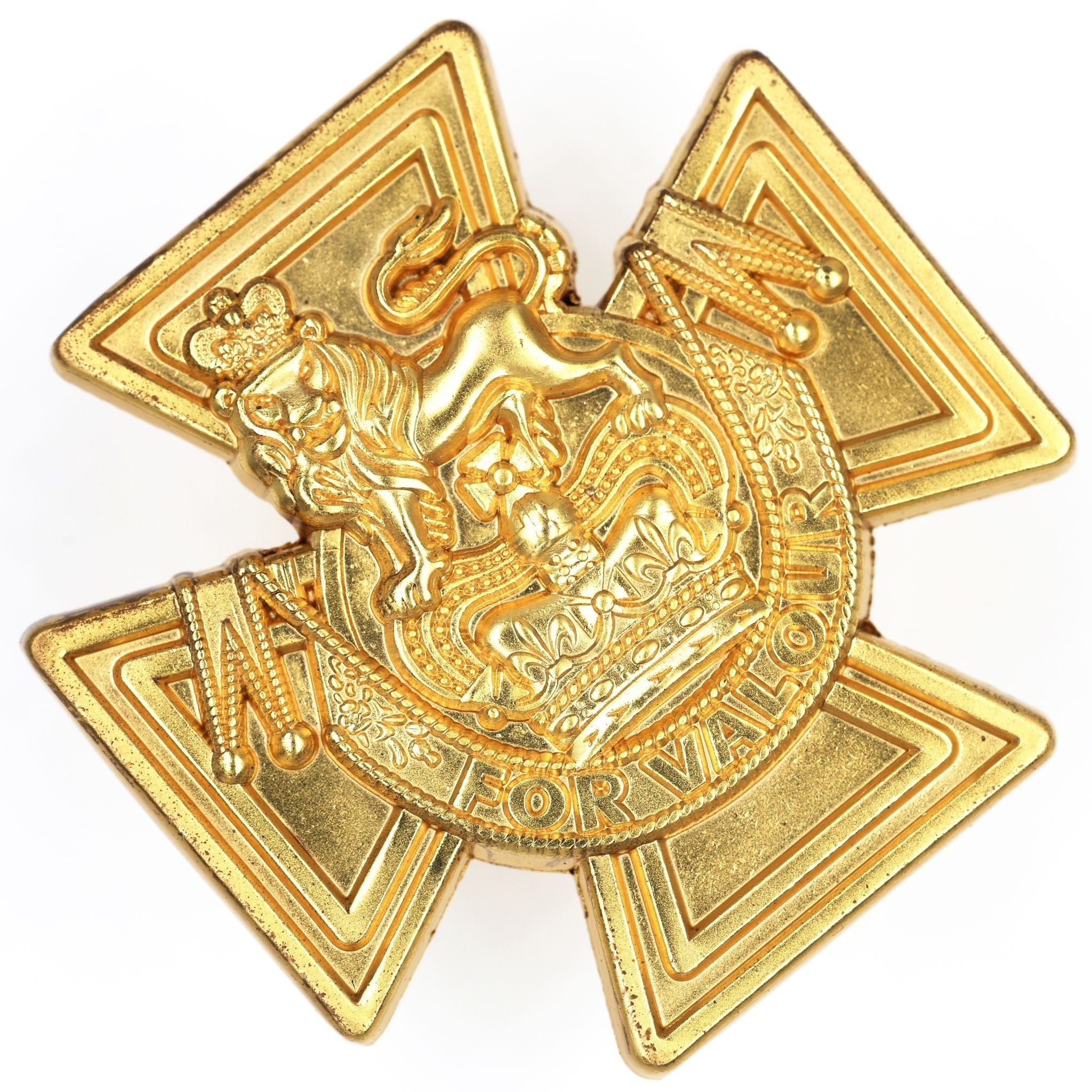 Victoria Cross “For Valour” Lapel Pin Badge - Gold Tone - Double Clutch detail view 2