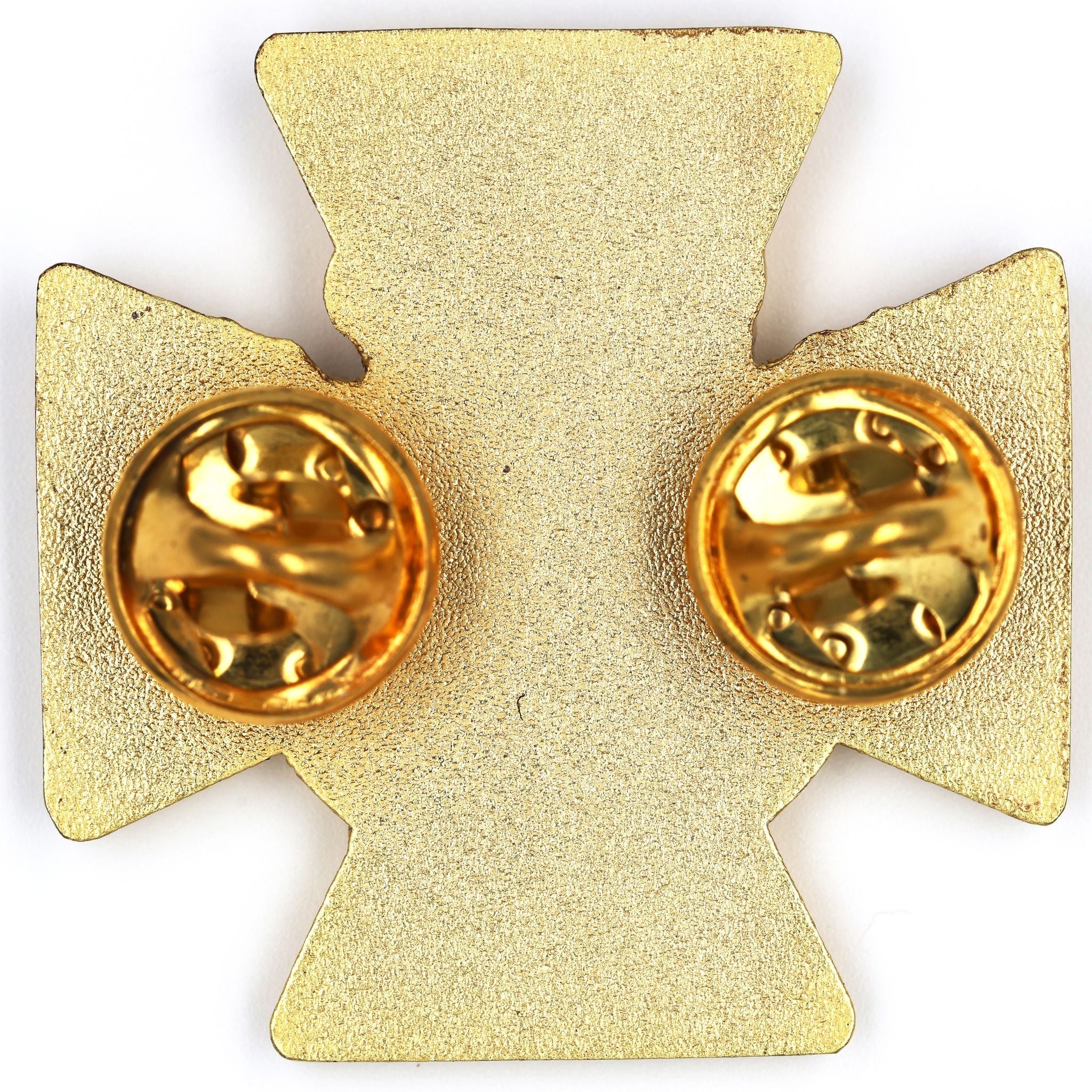 Victoria Cross “For Valour” Lapel Pin Badge - Gold Tone - Double Clutch detail view 3
