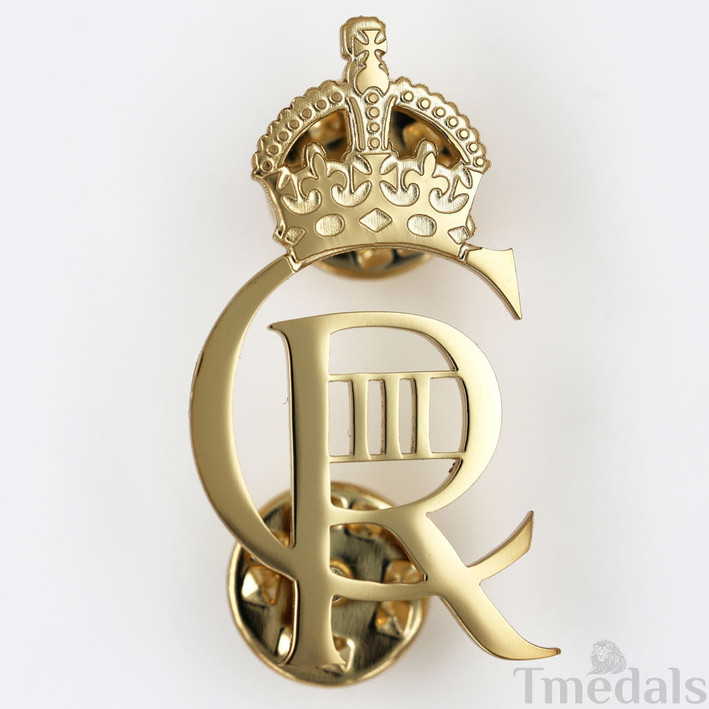 King Charles Iii Ciiir Cypher Badge Pair Brass Real Gold Plated - UK detail view 6