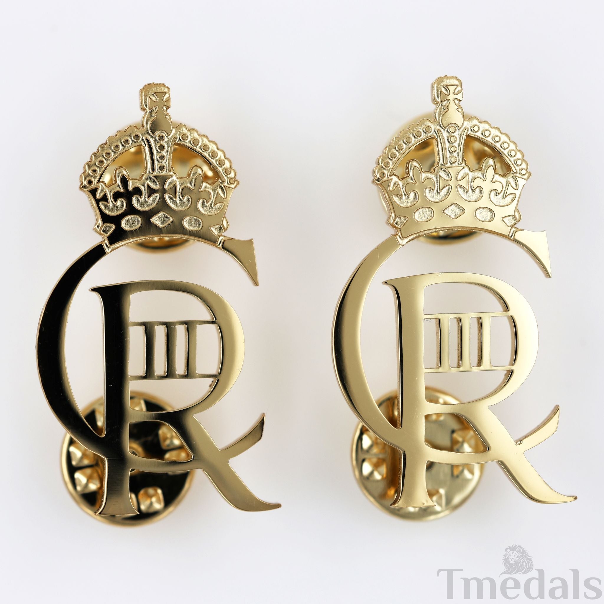 King Charles Iii Ciiir Cypher Badge Pair Brass Real Gold Plated - UK detail view 11