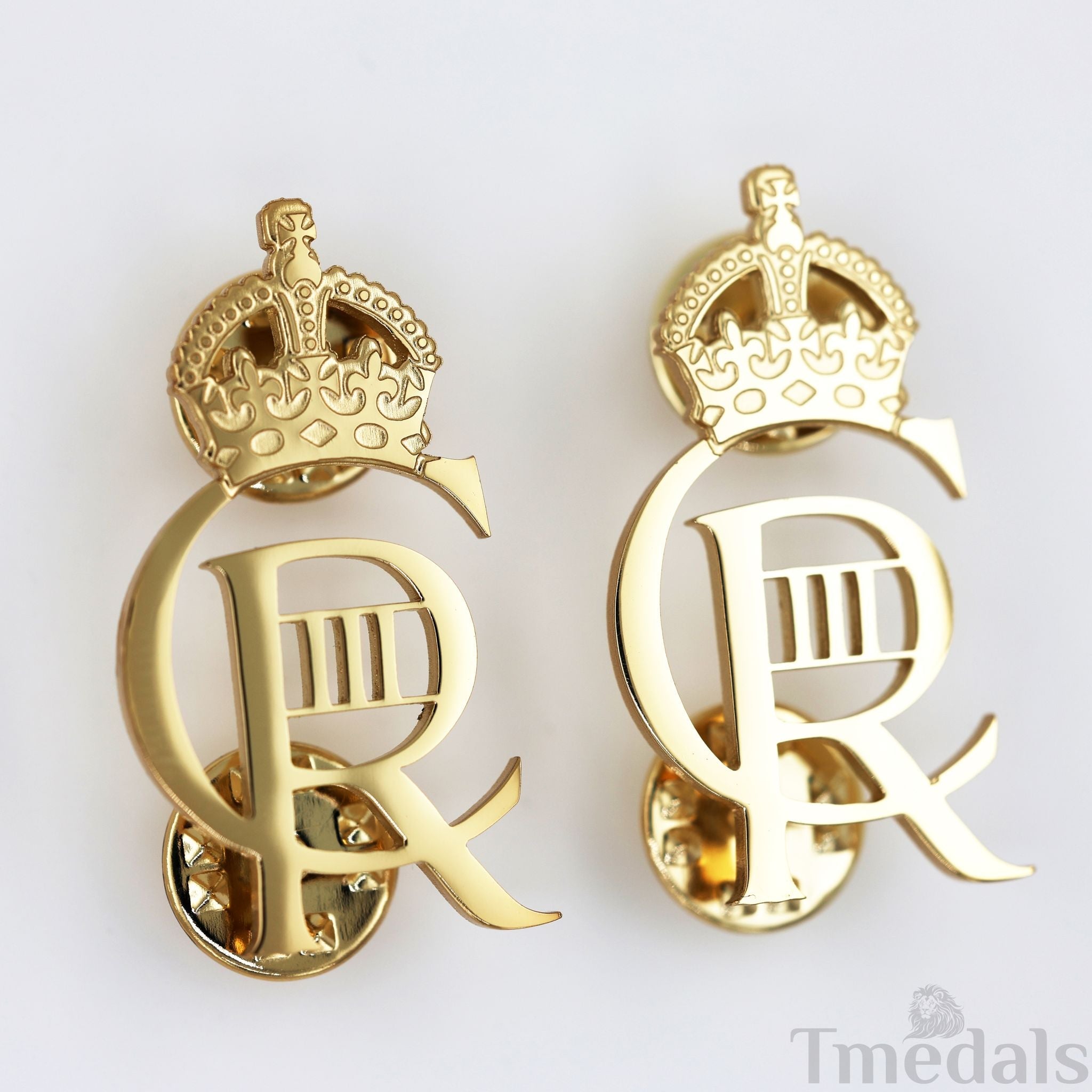 King Charles Iii Ciiir Cypher Badge Pair Brass Real Gold Plated - UK detail view 12