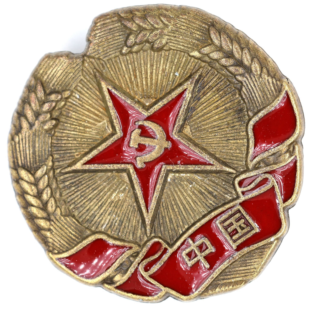 China Communist Red Star Hammer & Sickle Wreath Badge Pin detail view 2