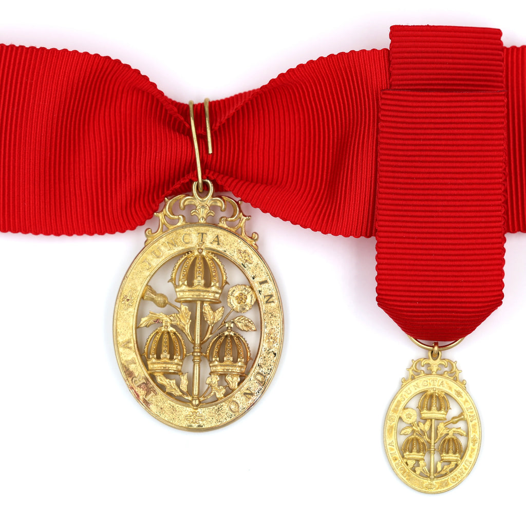 UK The Most Honourable Order of the Bath Civil Division Neck Ribbon Set + Mini Medal detail view 4