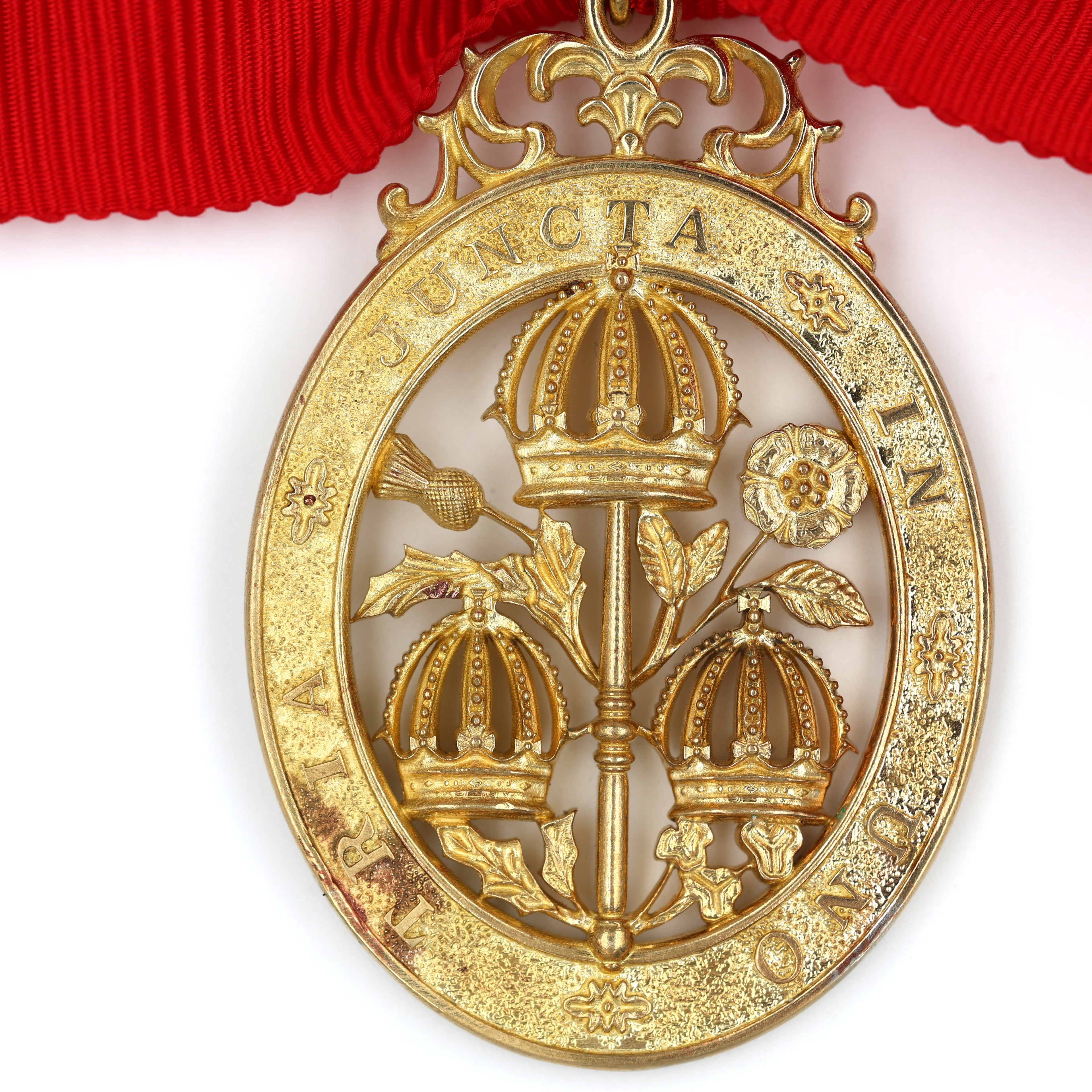 UK The Most Honourable Order of the Bath Civil Division Neck Ribbon Set + Mini Medal detail view 2