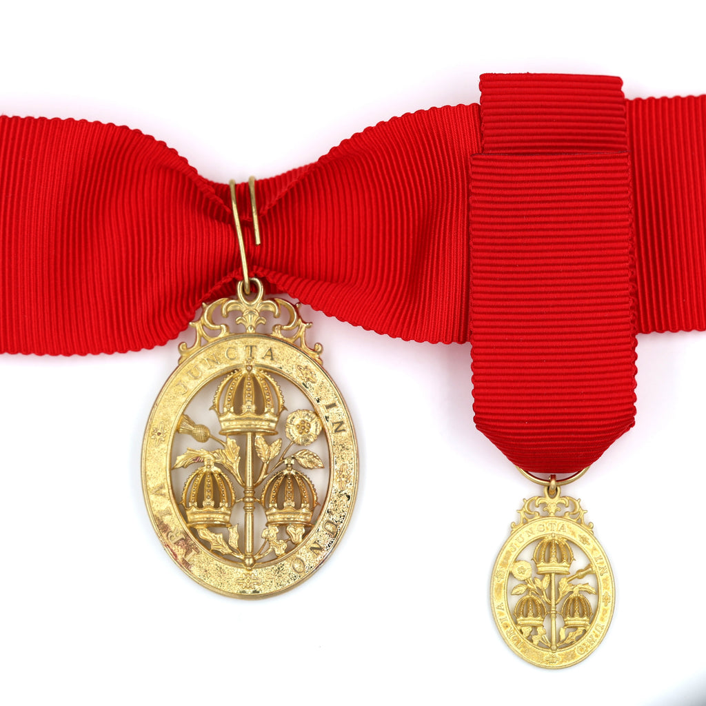 UK The Most Honourable Order of the Bath Civil Division Neck Ribbon Set + Mini Medal detail view 6