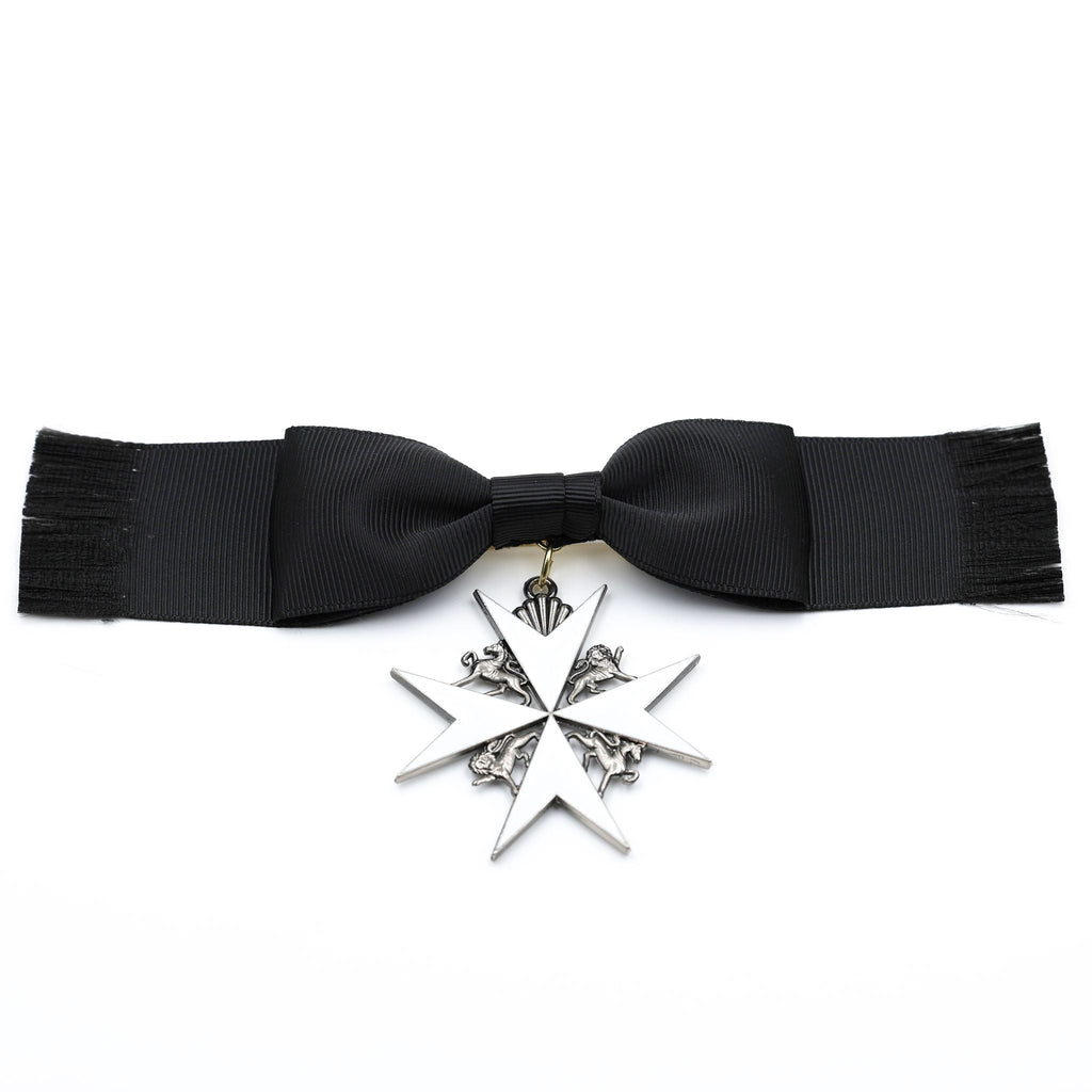 British Order of St John Lady of Grace Bow Badge White Enamel Cross detail view 8