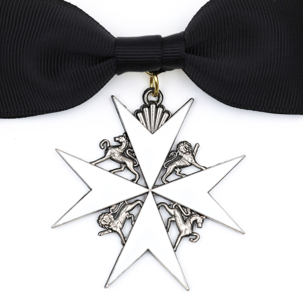 British Order of St John Lady of Grace Bow Badge White Enamel Cross detail view 13