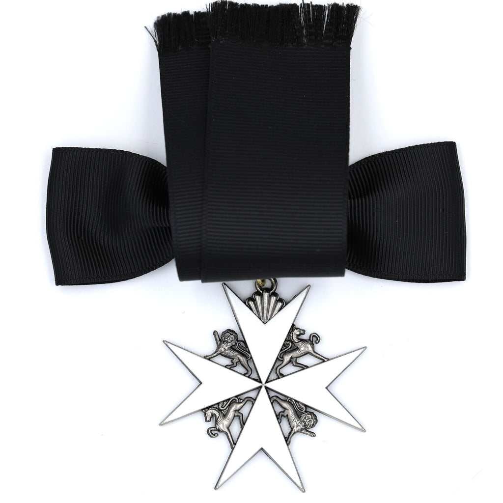 British Order of St John Commander CSt J Grade Iii Ladies Bow Badge detail view 10