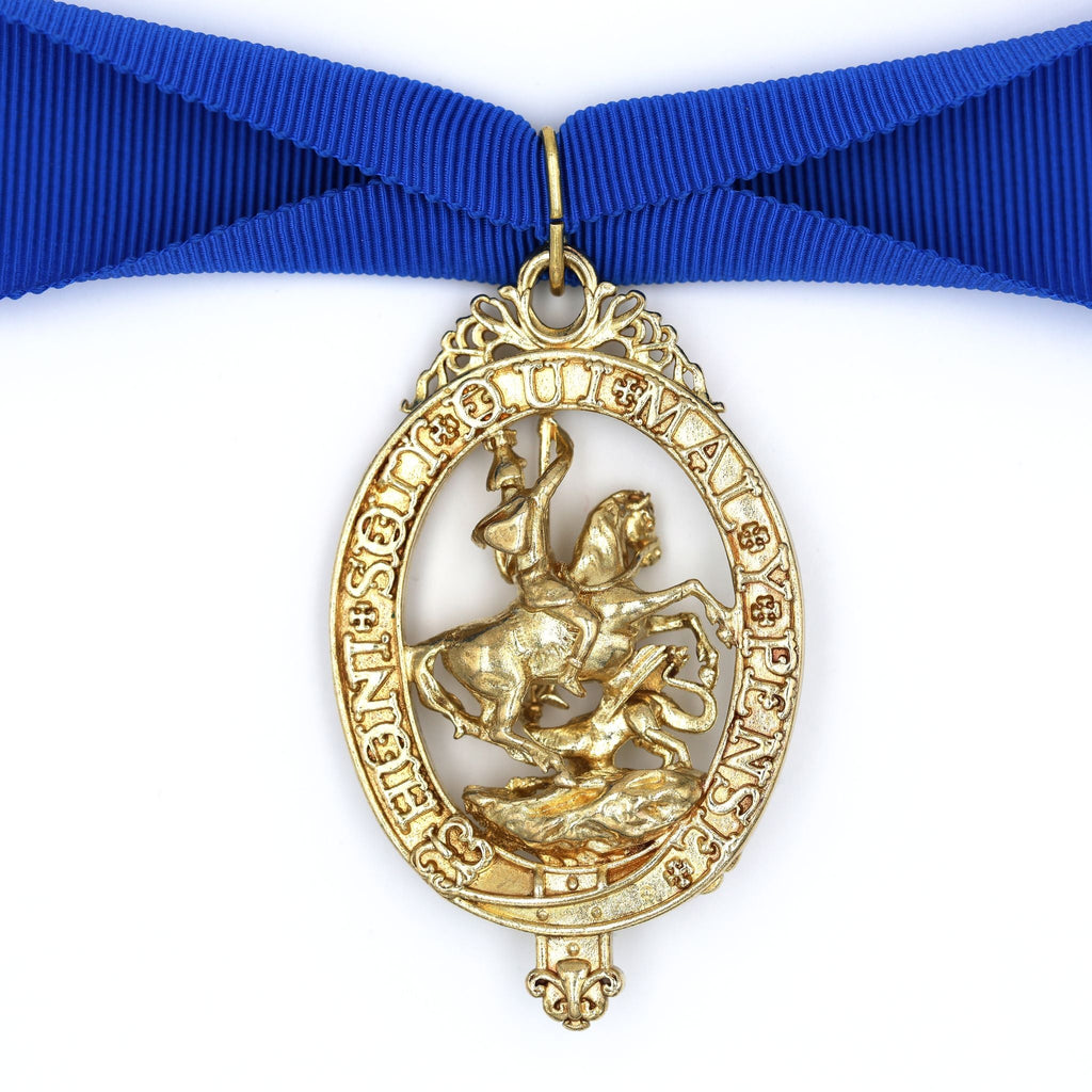 British Order of the Garter “Lesser George” St George Neck Badge Ribbon detail view 14