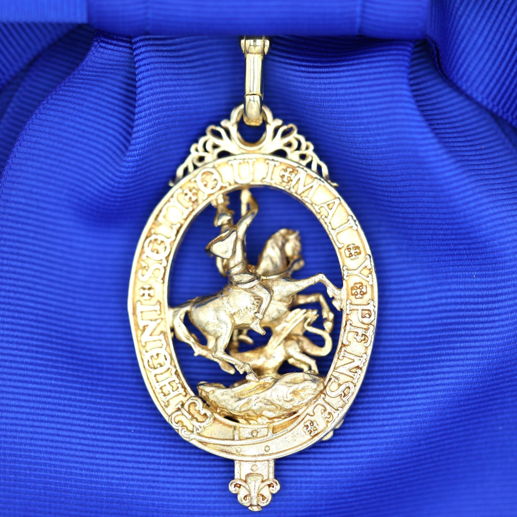 UK the British Order of the Garter Star, Sash+ Badge Full Set Medal detail view 5