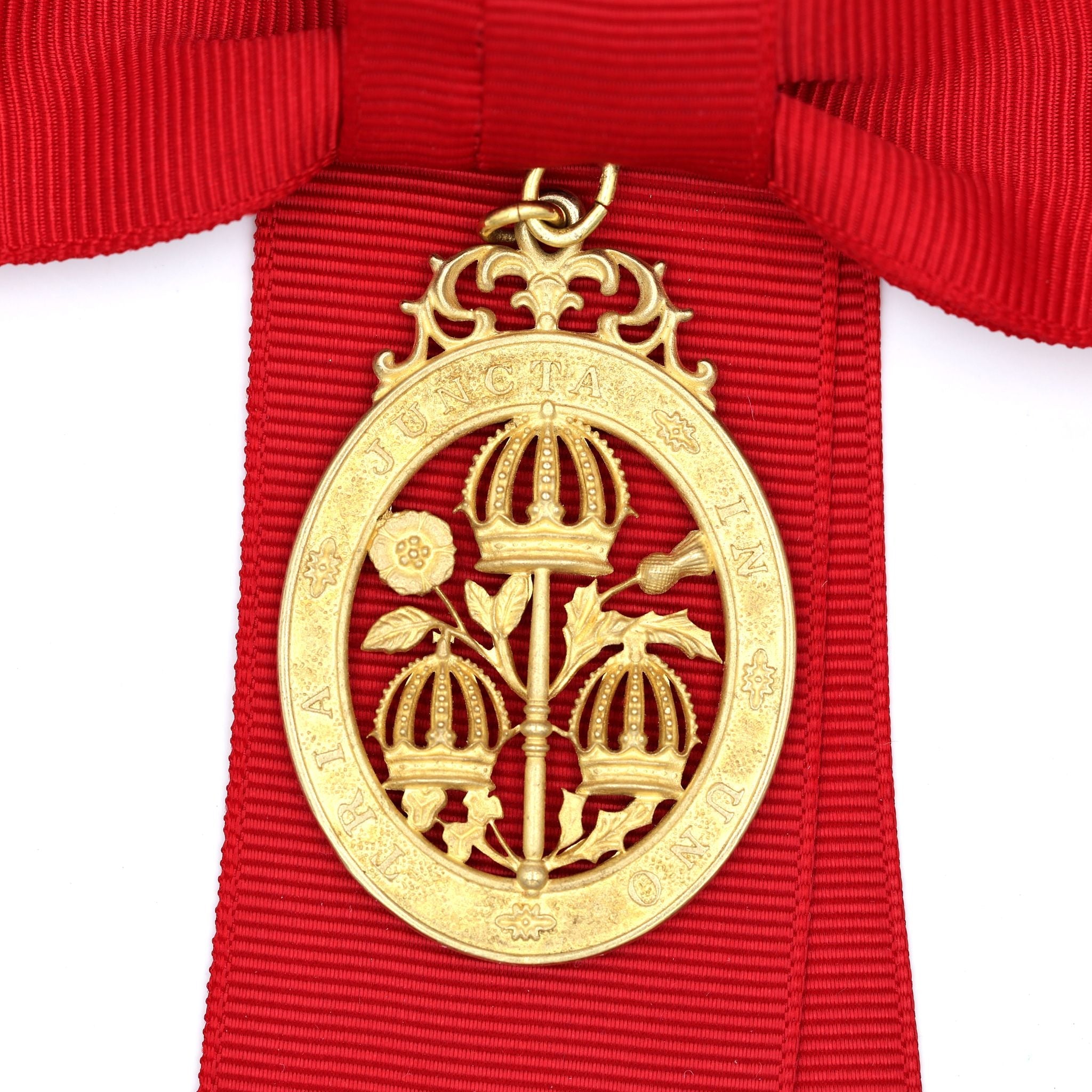 UK Dame Commander of the Order of the Bath Ladies Bow Badge Decoration detail view 3