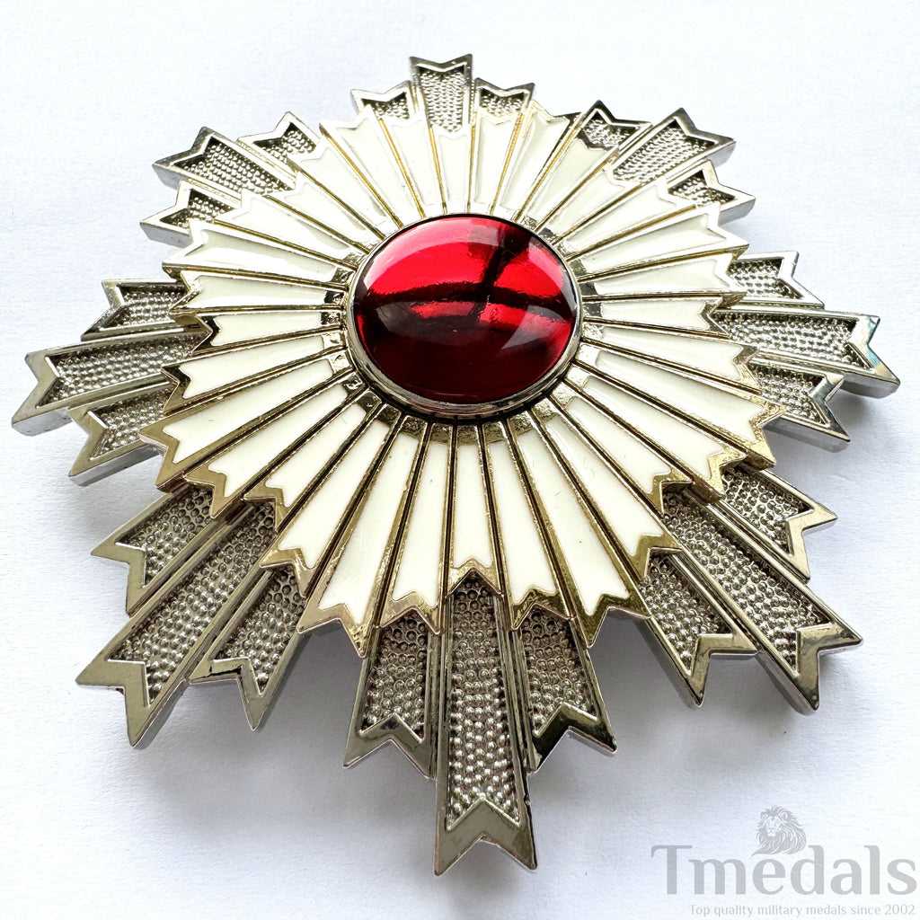 WWII Japanese Japan Order of the Rising Sun, 1St Class Breast Star detail view 3