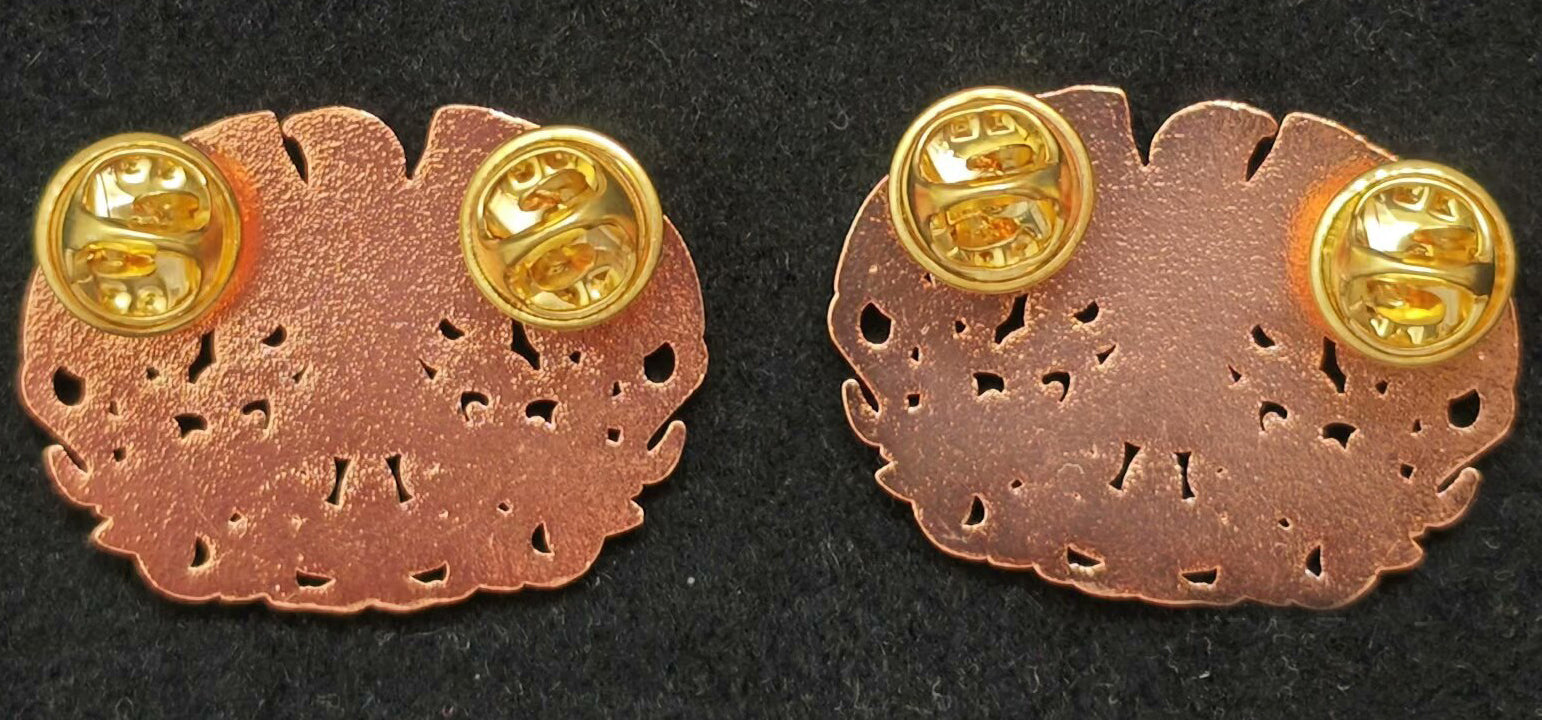 Chinese Qing Imperial Guard Eagle Collar Insignia Pair (2) detail view 2