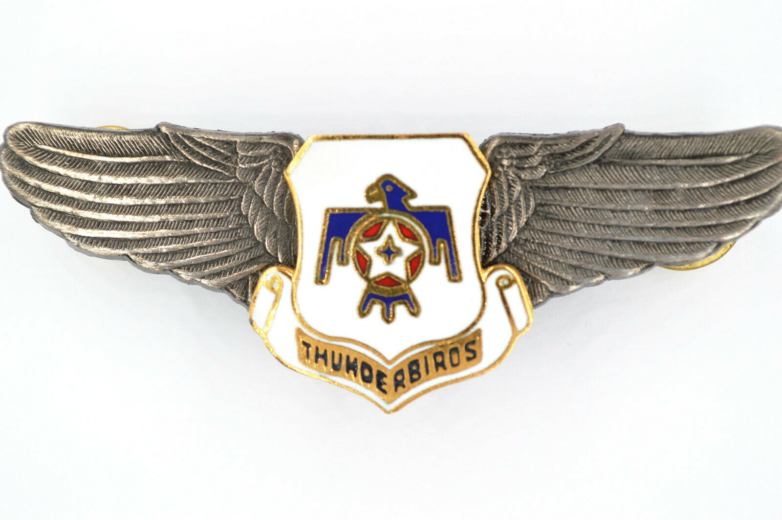 WWII U.S. Army Thundebirds Air Force Wings Badge Pin Medal Order Enamel detail view 2